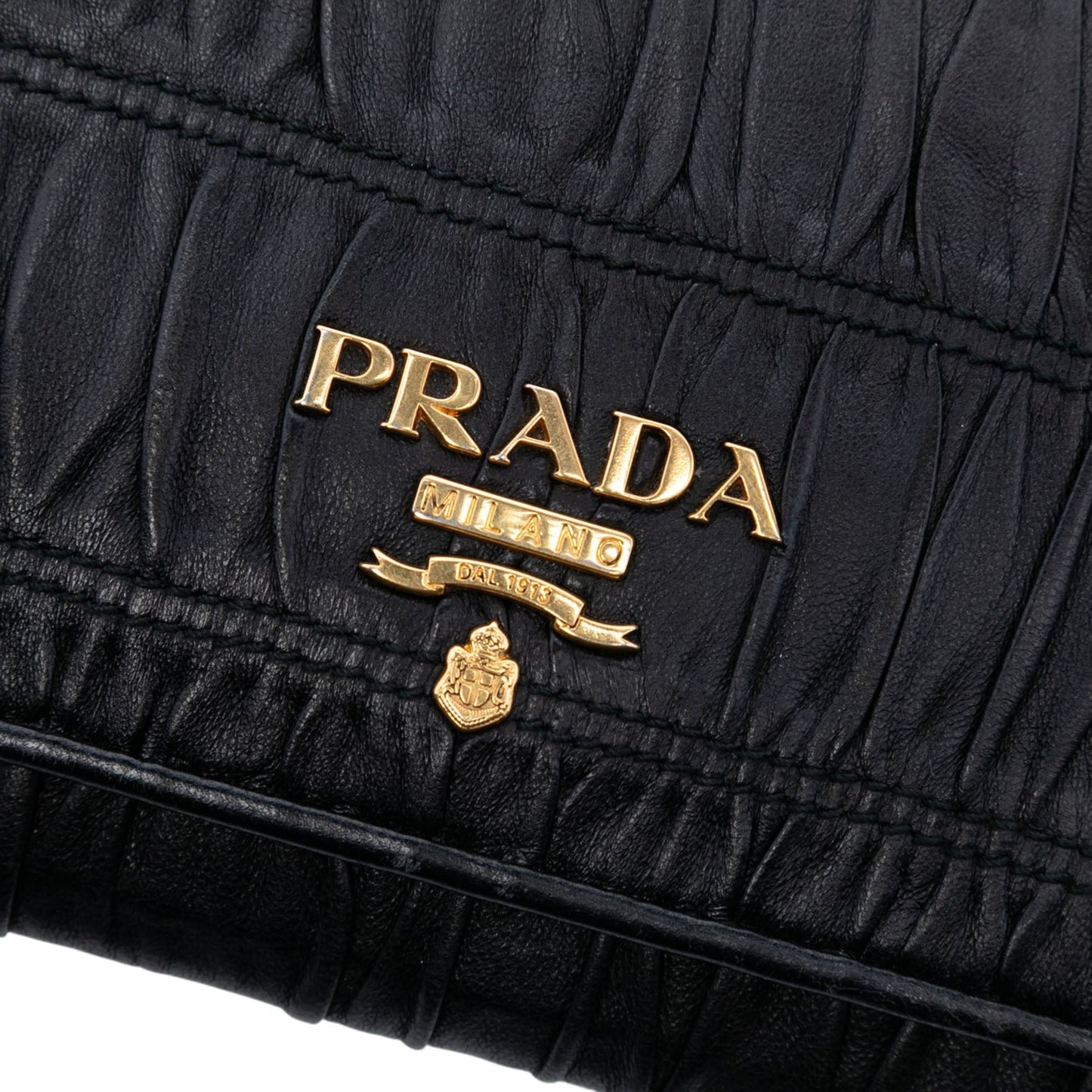 Prada Nappa Gaufre Wallet On Chain