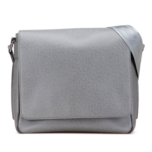 Louis Vuitton Taiga Roman MM