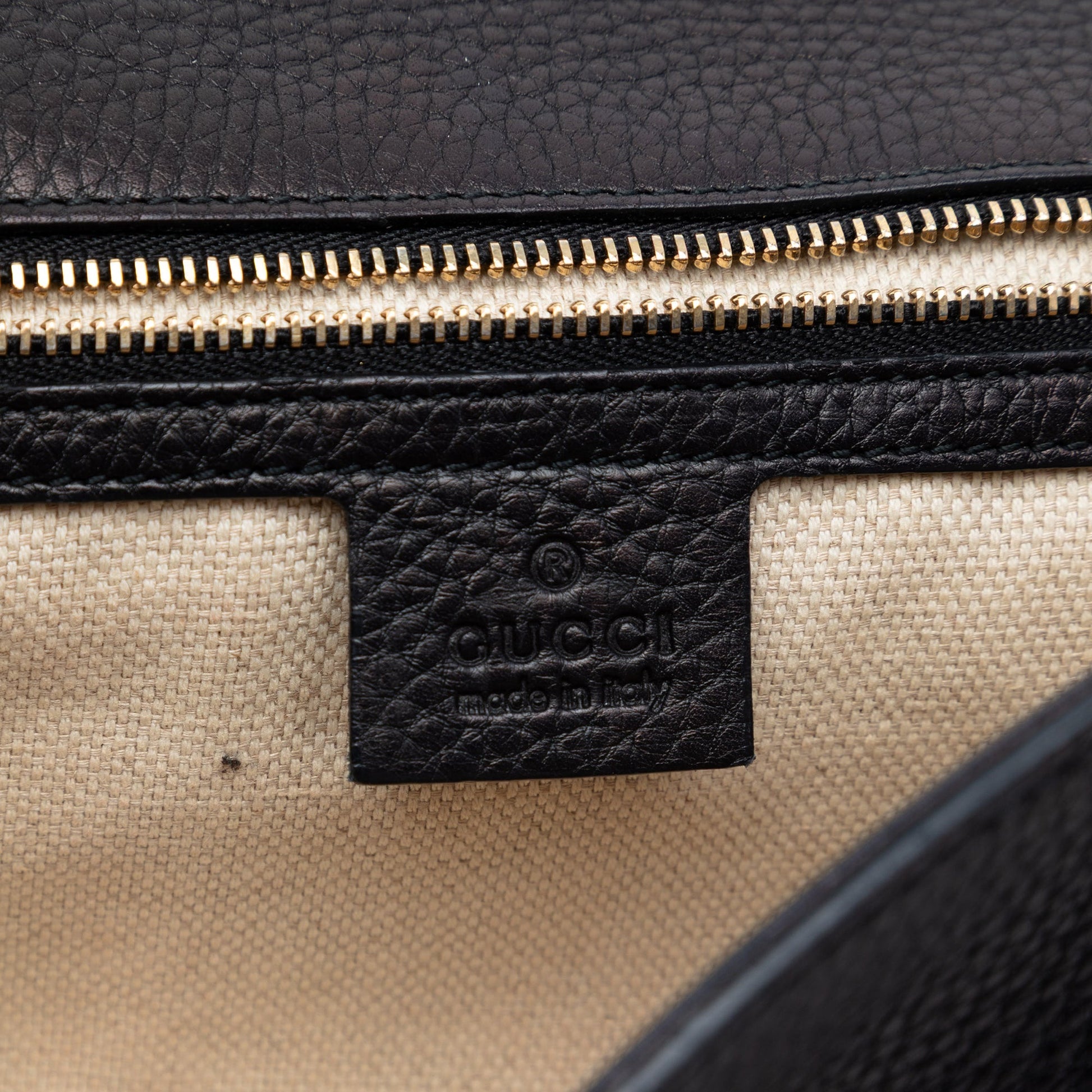 Gucci Leather Soho Disco Clutch