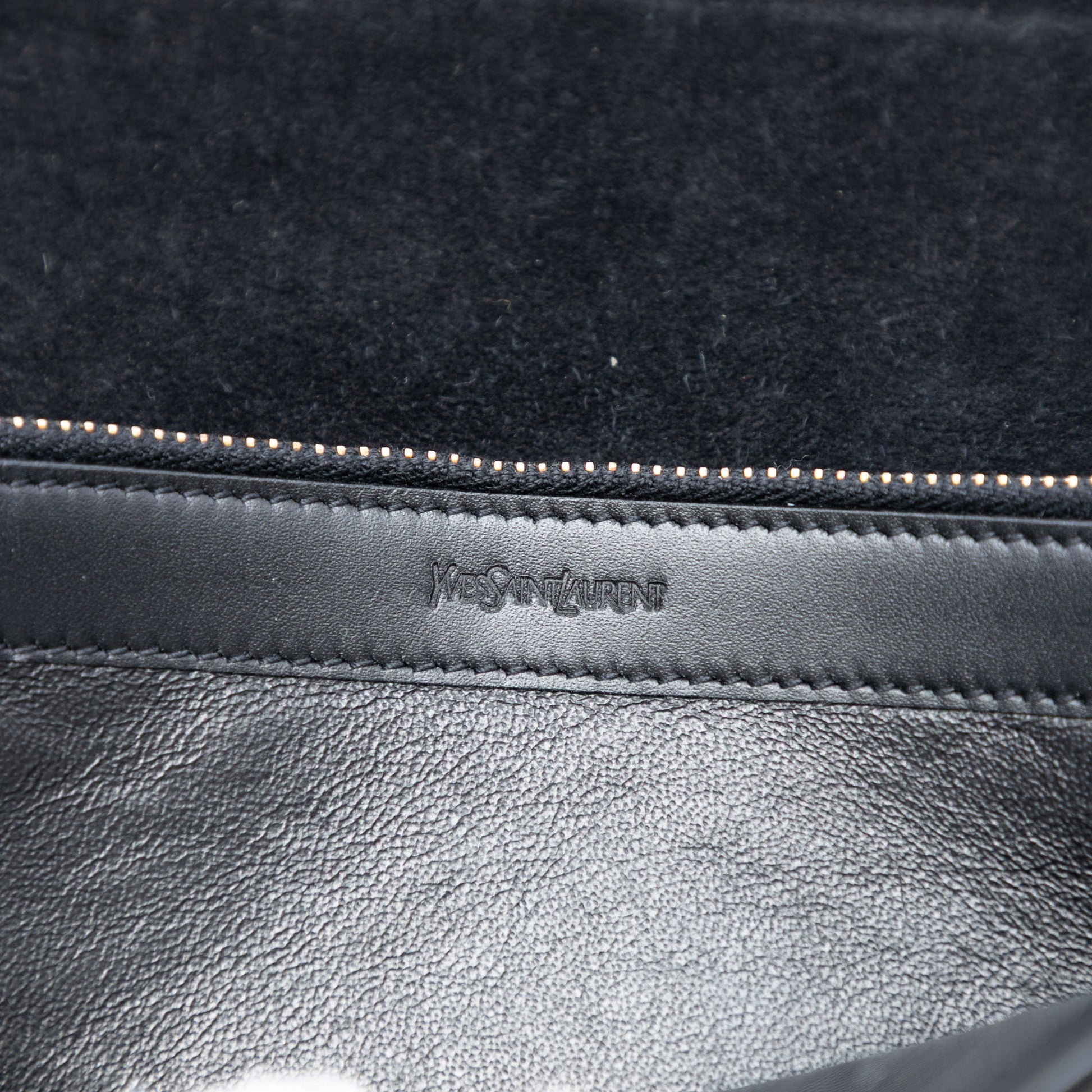 Saint Laurent Crinkled Metallic Calfskin Belle de Jour Chain Clutch