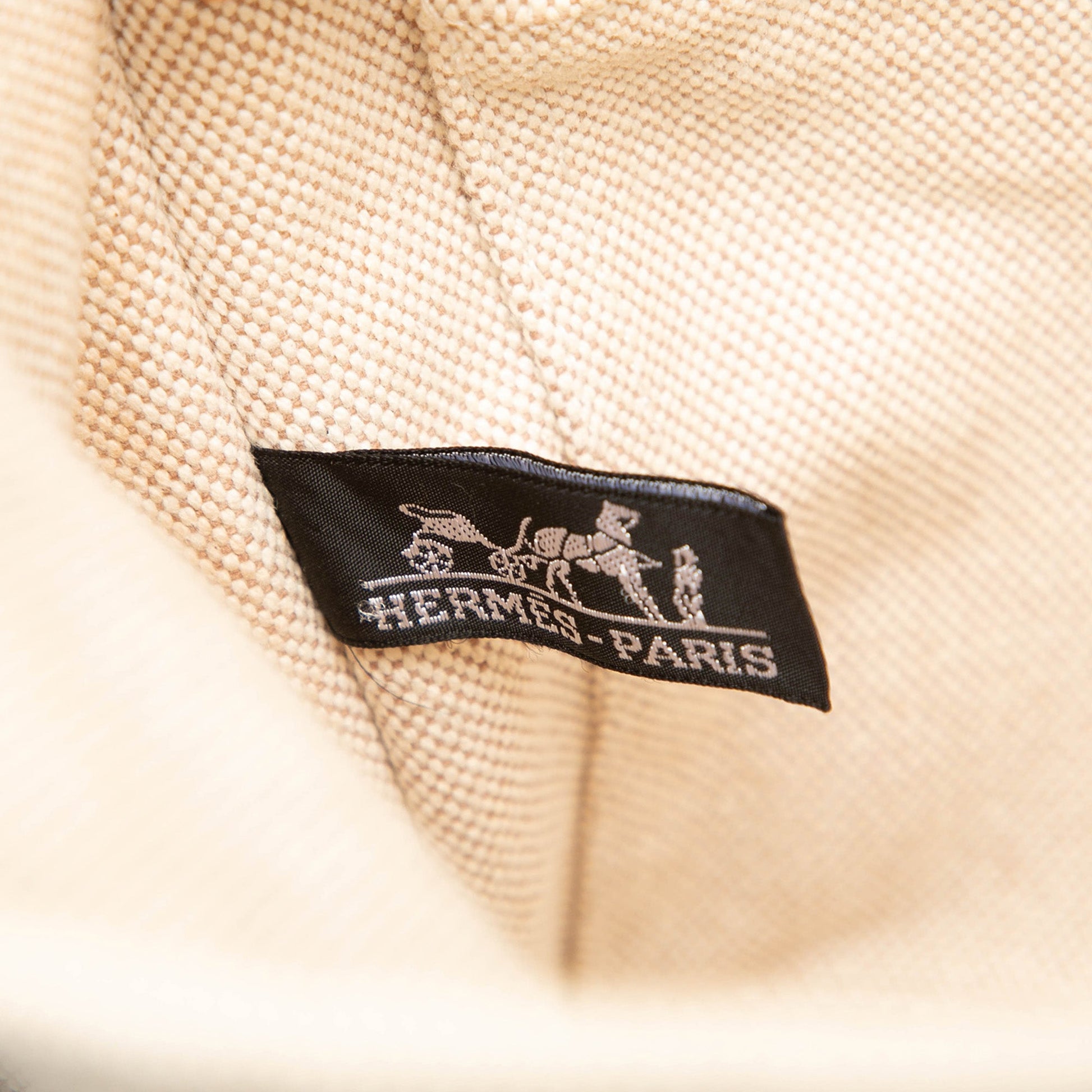 Hermès Canvas Fourre Tout Besace MM