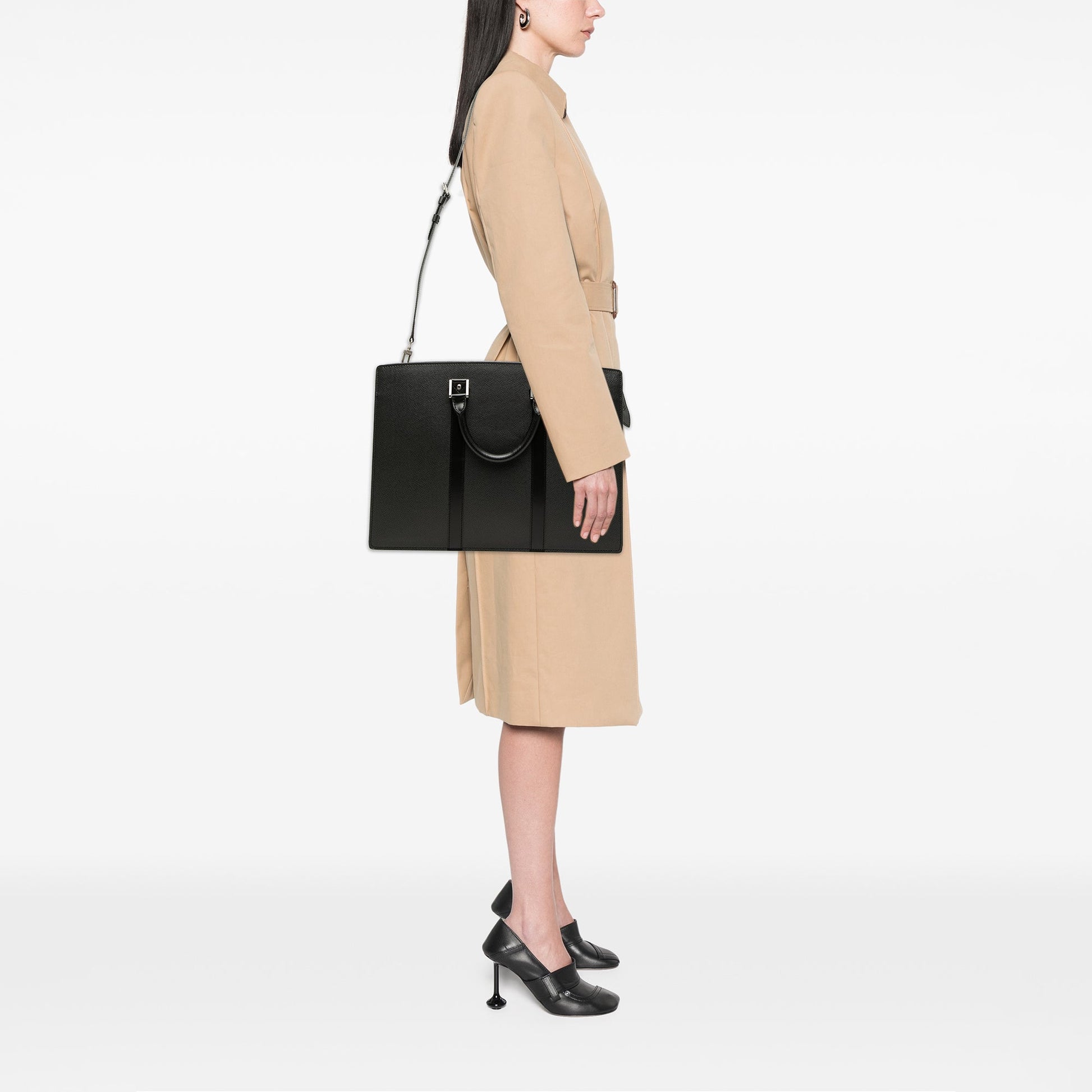 Louis Vuitton Taiga Lozan