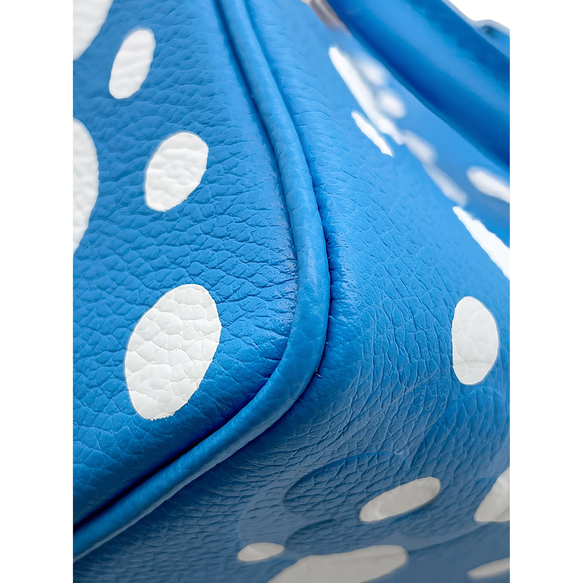 Louis Vuitton Yayoi Kusama Monogram Empreinte Speedy Bandouliere 20 — Blue