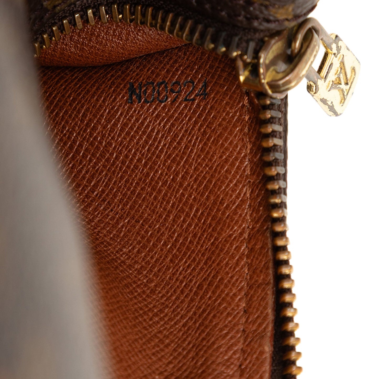 Louis Vuitton Monogram Papillon 26
