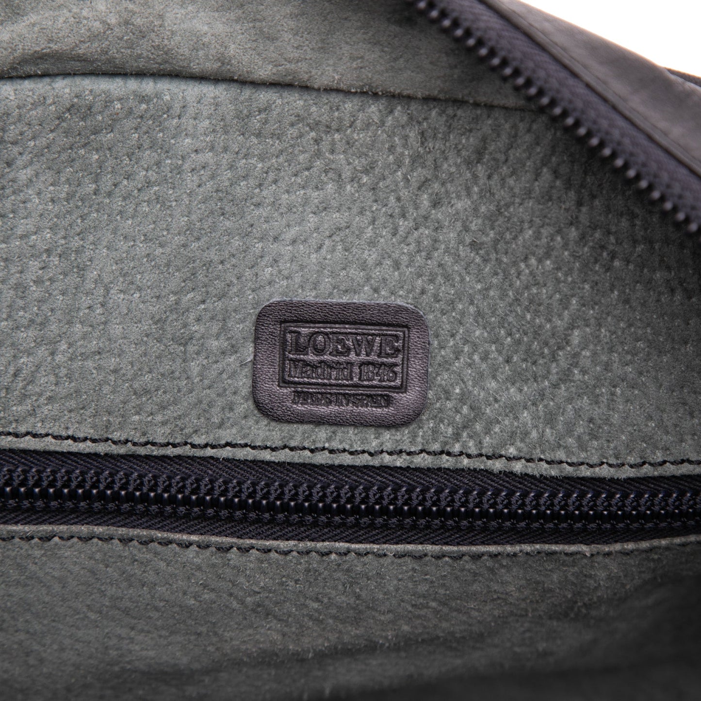 LOEWE Leather Amazona 32