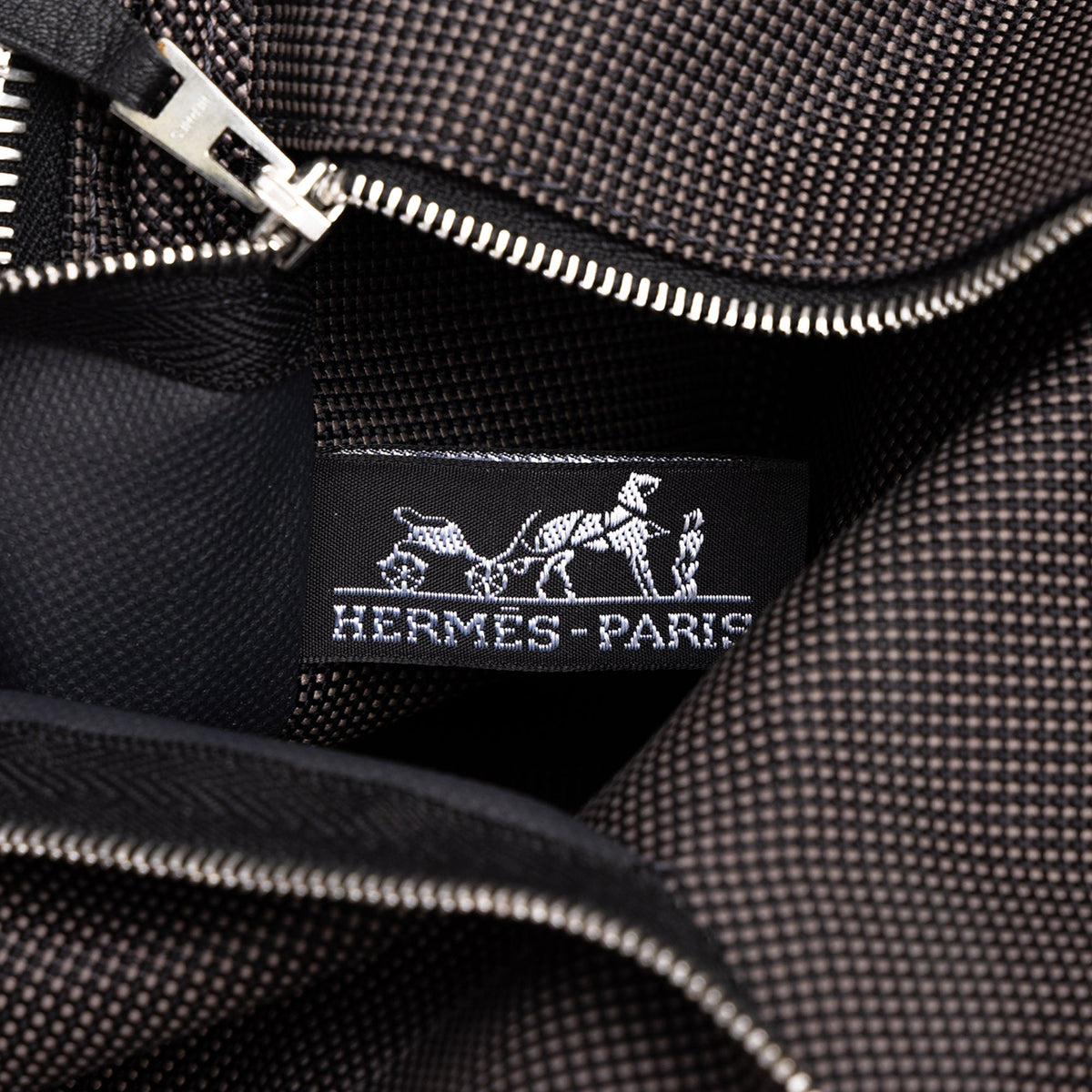 Hermès Canvas Herline Porte Documents — Brown