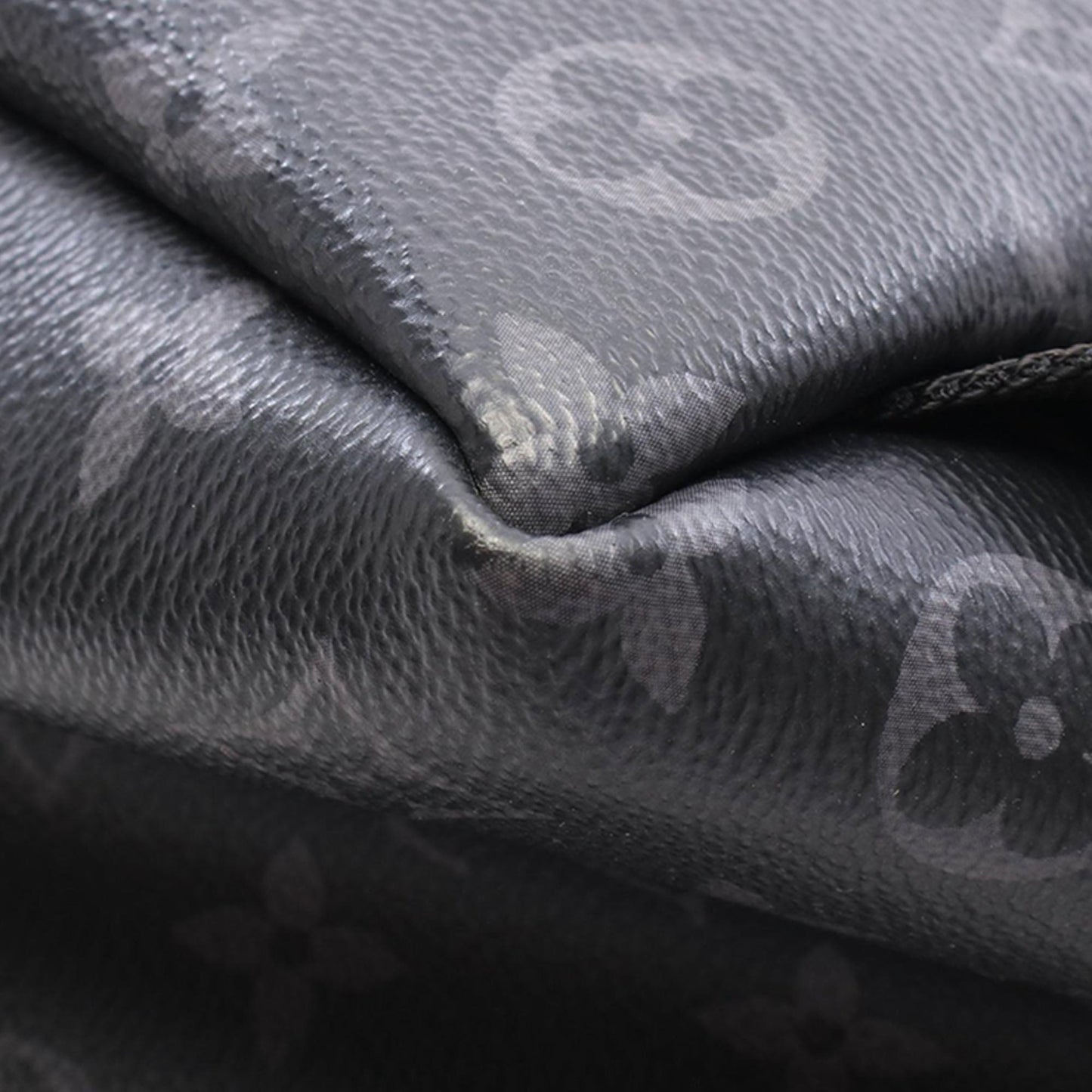 Louis Vuitton Monogram Eclipse Discovery