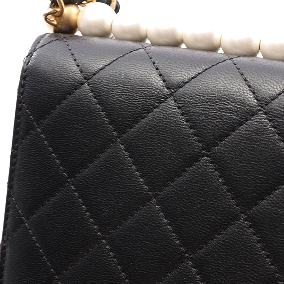 Chanel Small Chic Pearls Flap — Black