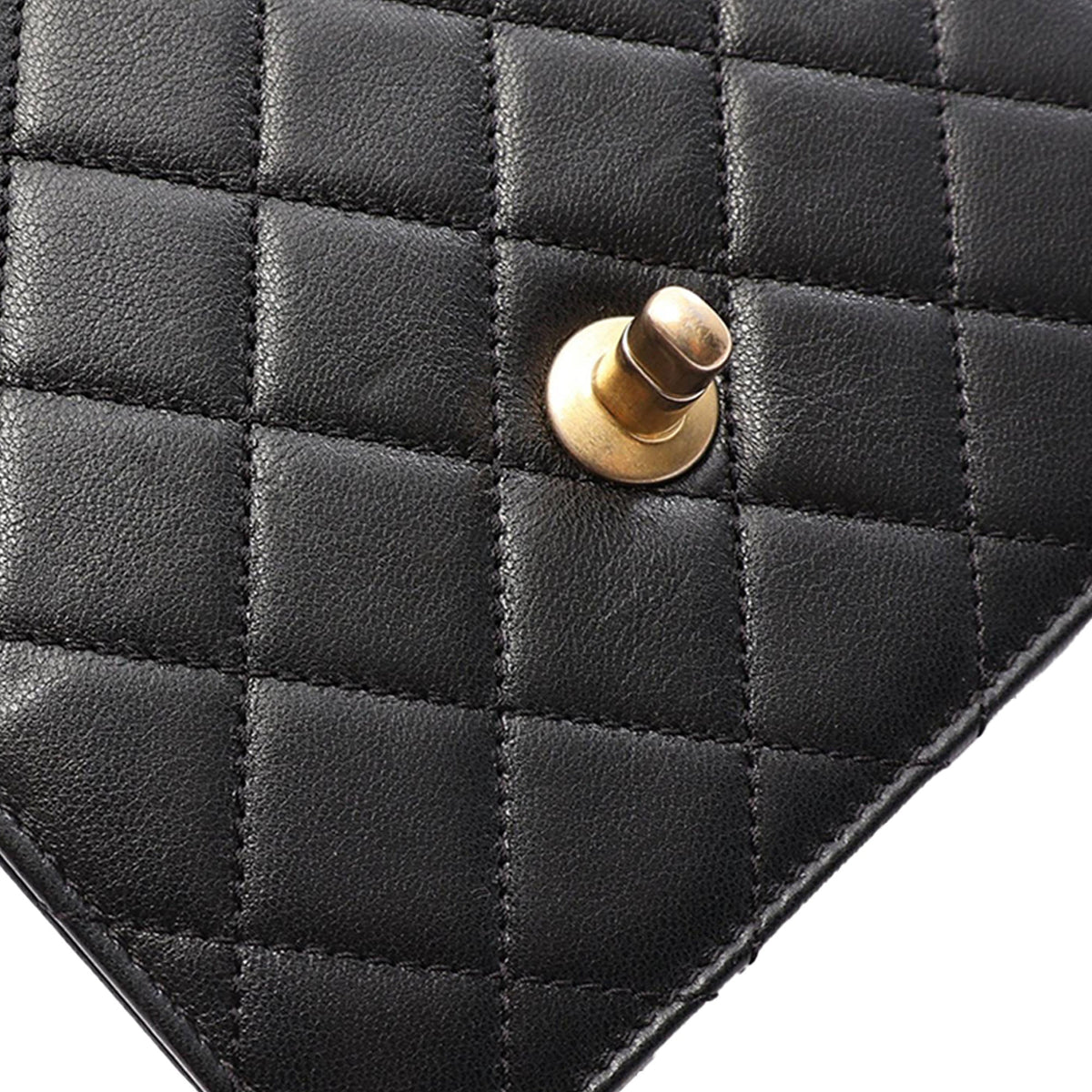 Chanel Small Chic Pearls Flap — Black