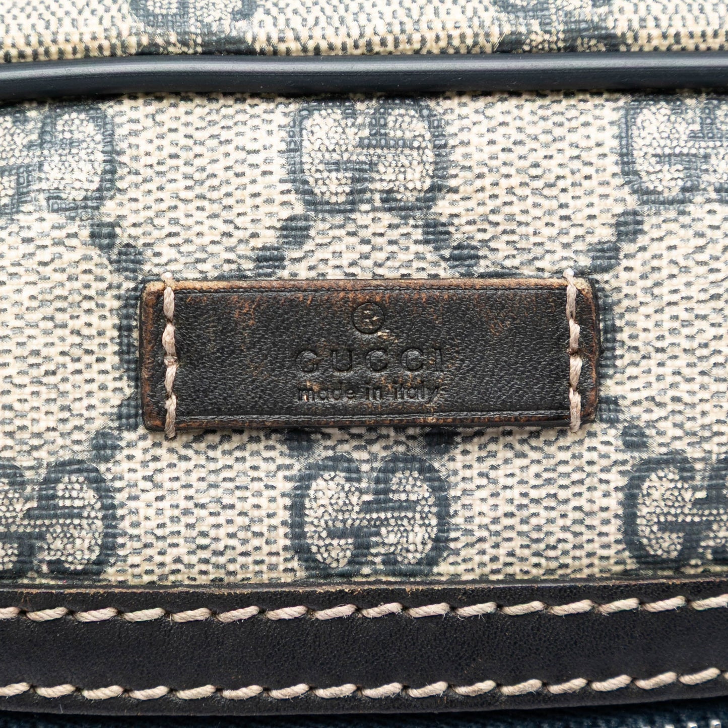 Gucci GG Supreme Crossbody