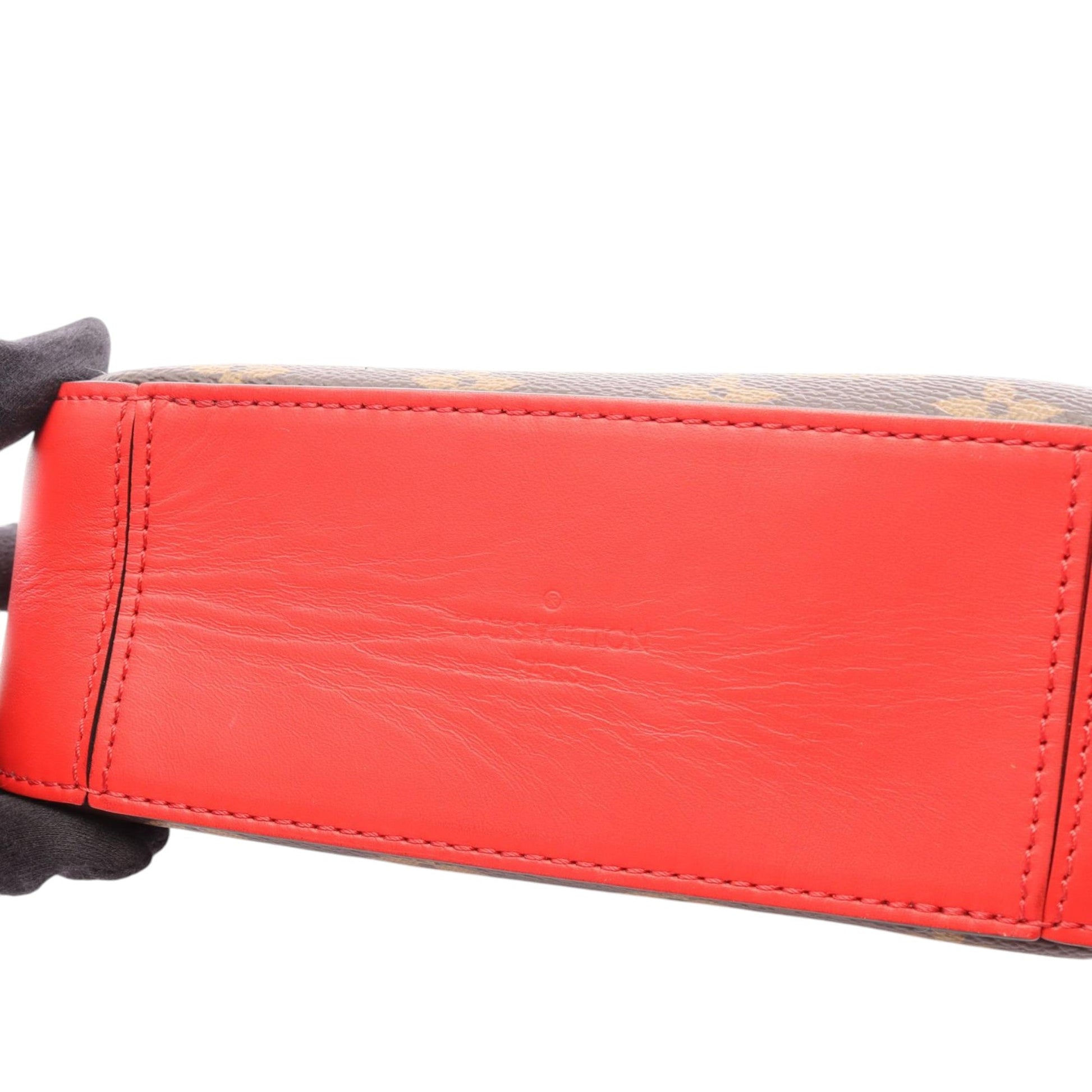 Louis Vuitton Monogram Saintonge