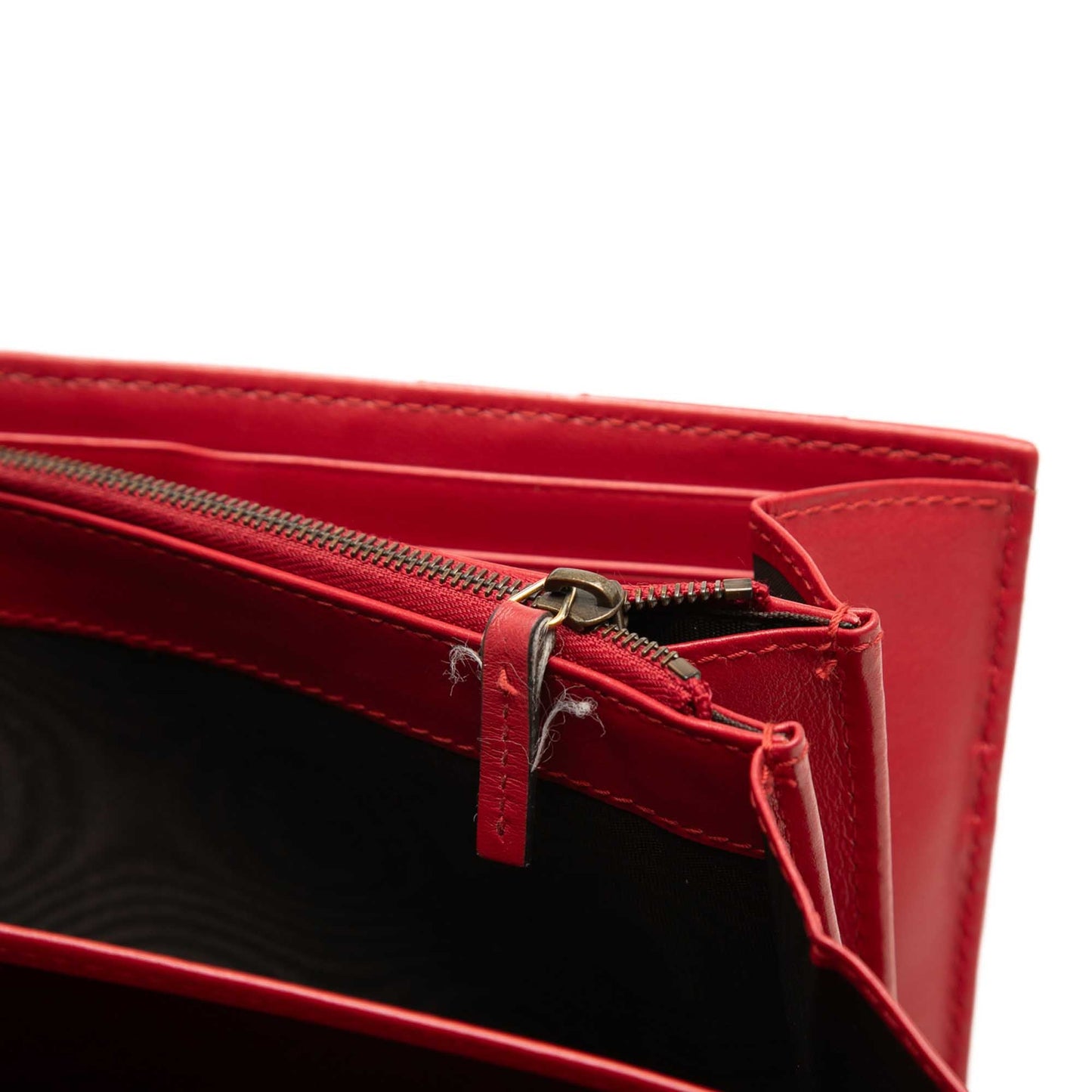 Gucci GG Marmont Matelasse Calfskin Wallet On Chain