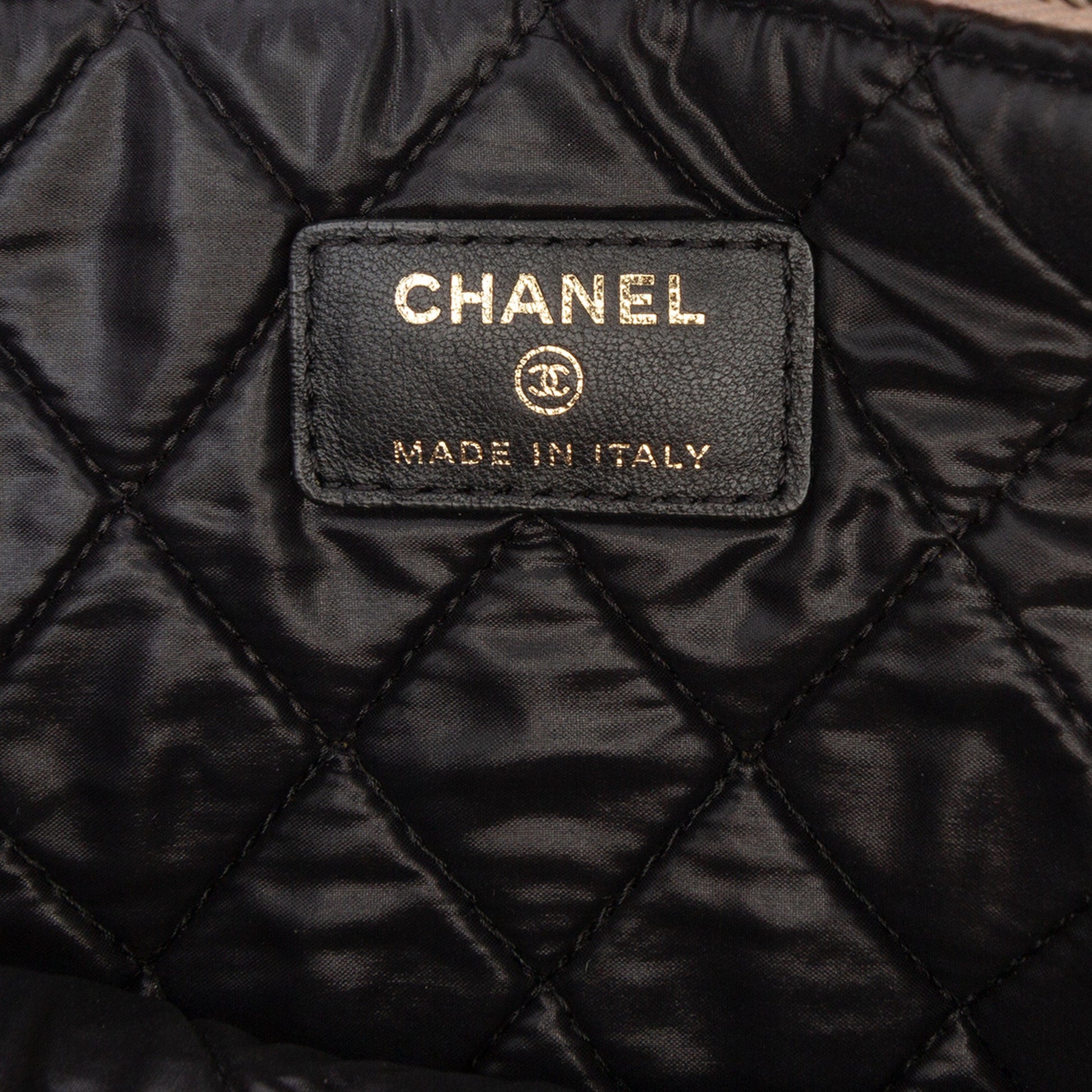 Chanel Medium Quilted Lambskin and Calfskin Pearl O Case Clutch