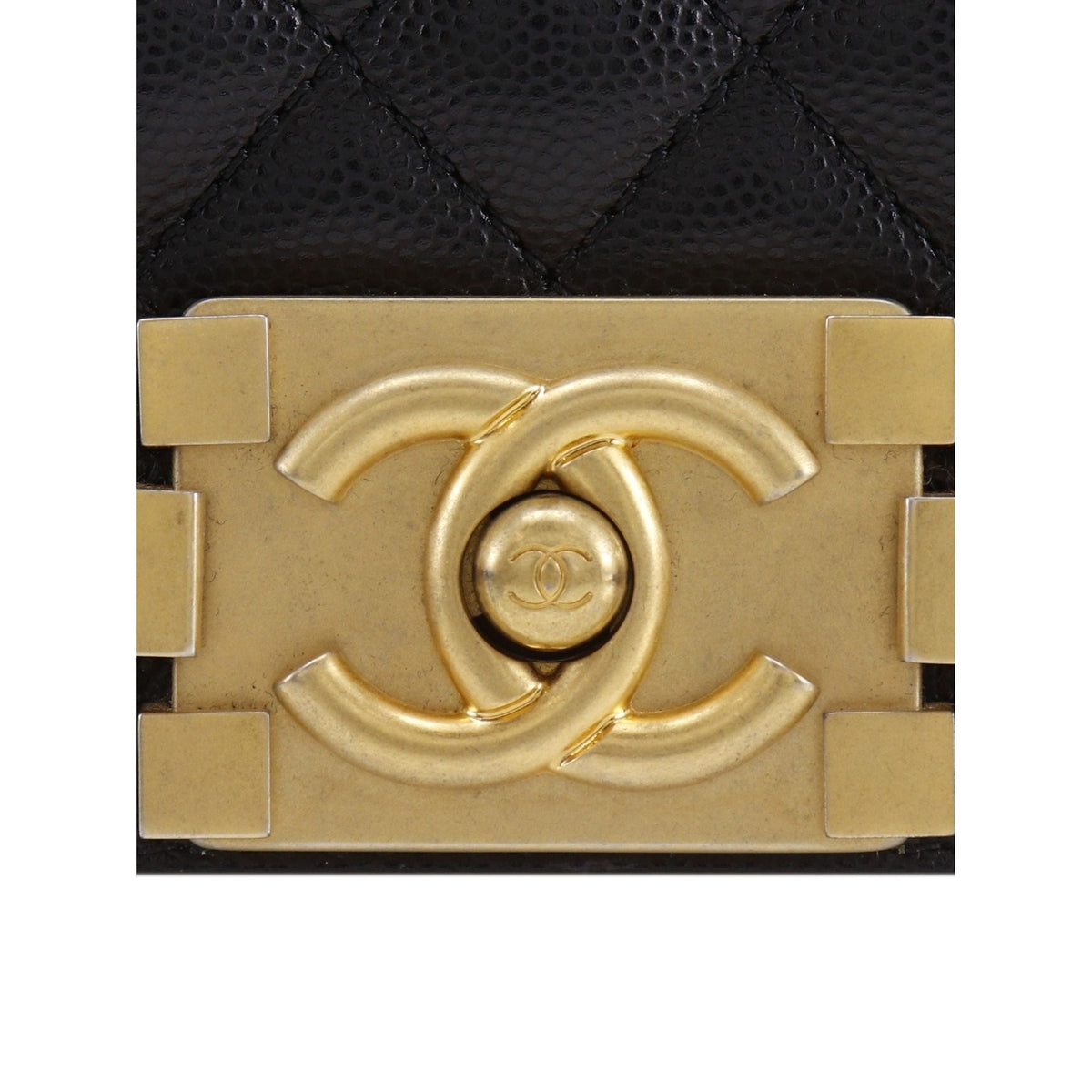 Chanel Old Medium Quilted Caviar Boy Flap — Black