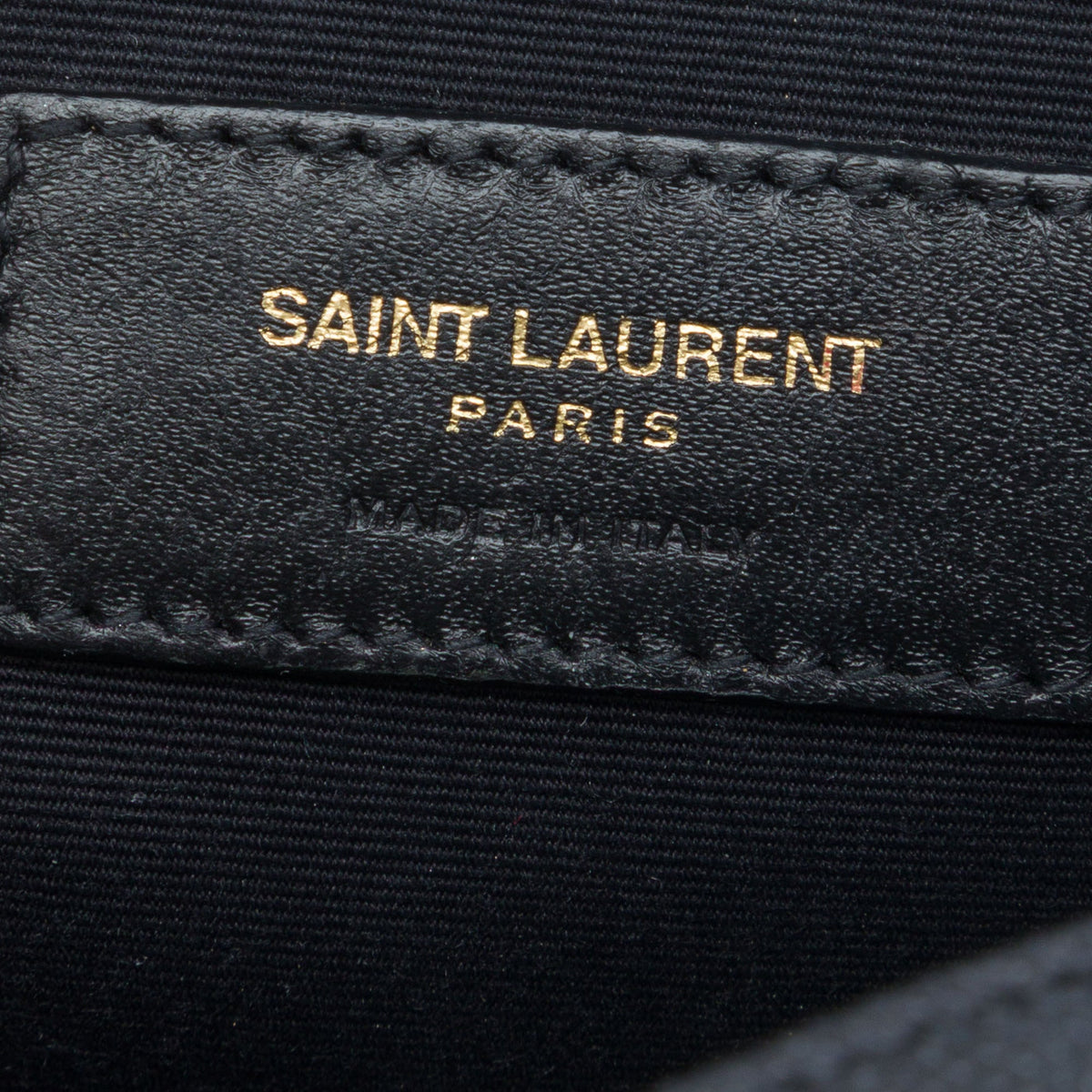 Saint Laurent Chevron Grain De Poudre Round Vinyle Camera Bag