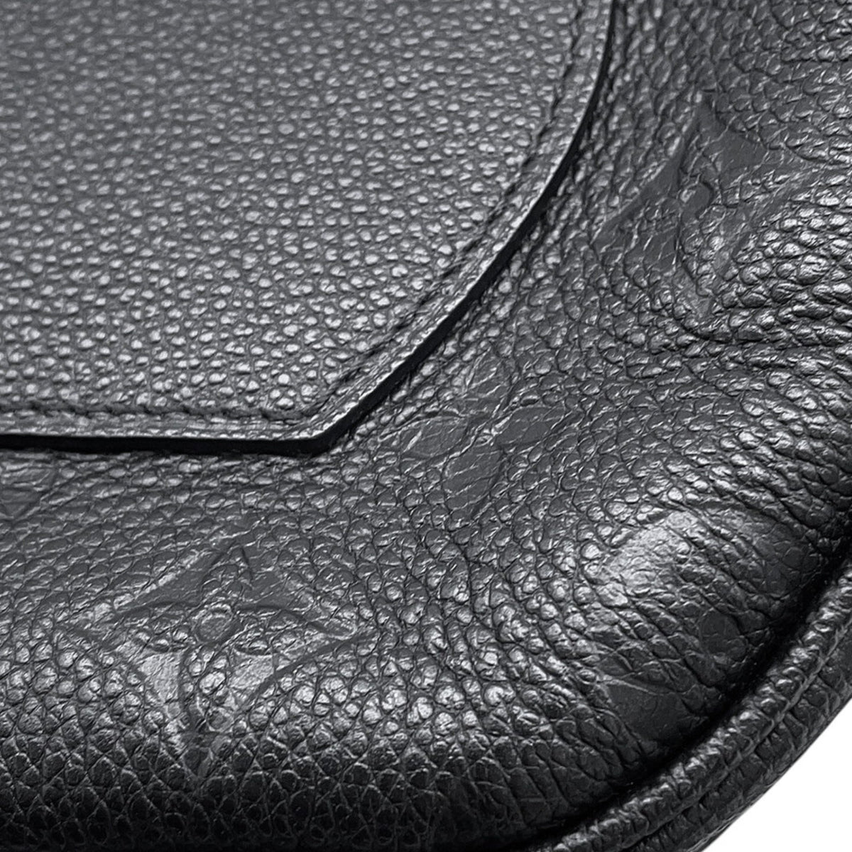 Louis Vuitton Monogram Empreinte Boite Chapeaux Souple MM