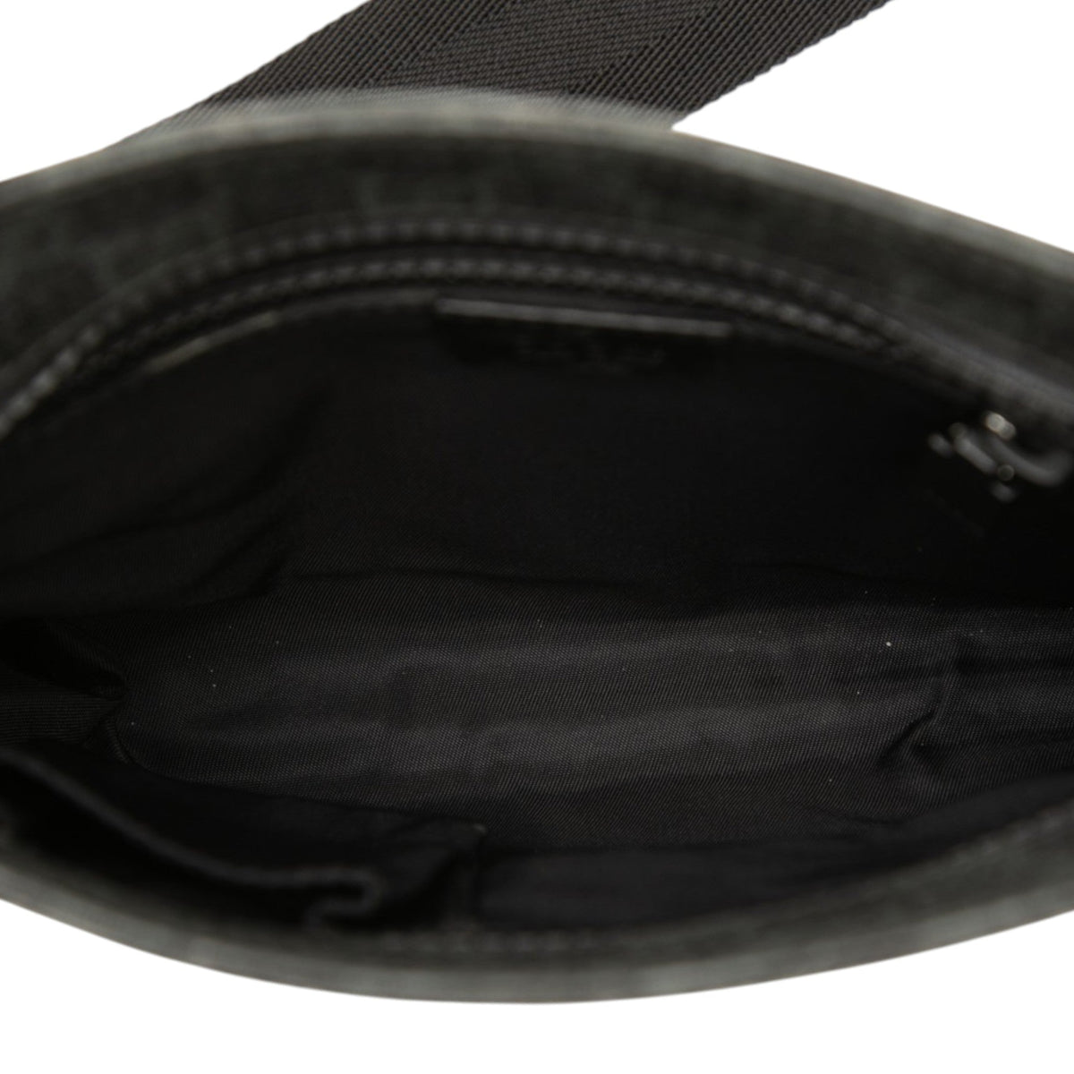 Gucci GG Supreme Crossbody