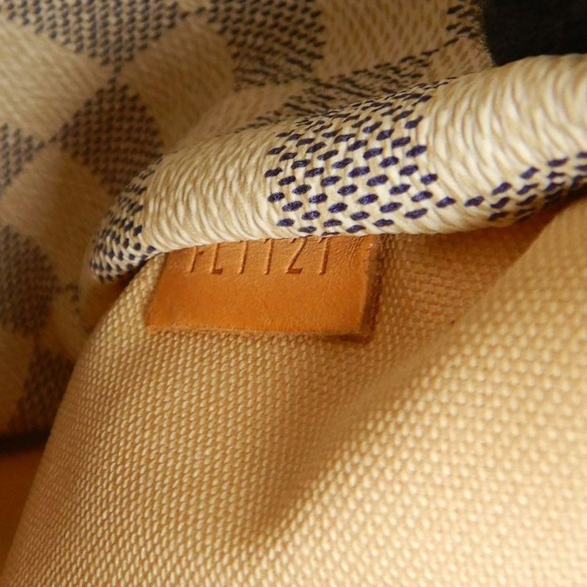 Louis Vuitton Damier Azur Totally PM