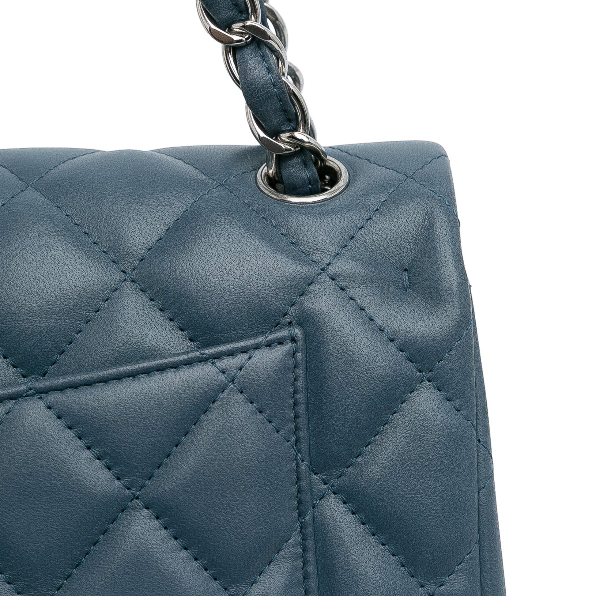 Chanel Jumbo Classic Lambskin Double Flap