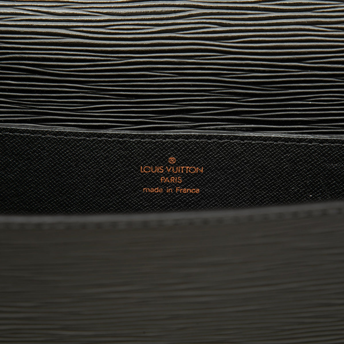 Louis Vuitton Epi Serviette Conseiller — Black