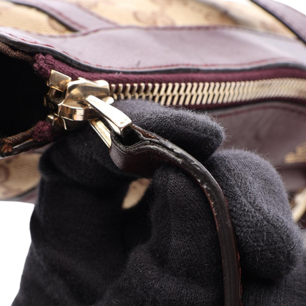 Gucci GG Canvas Abbey D Ring Crossbody