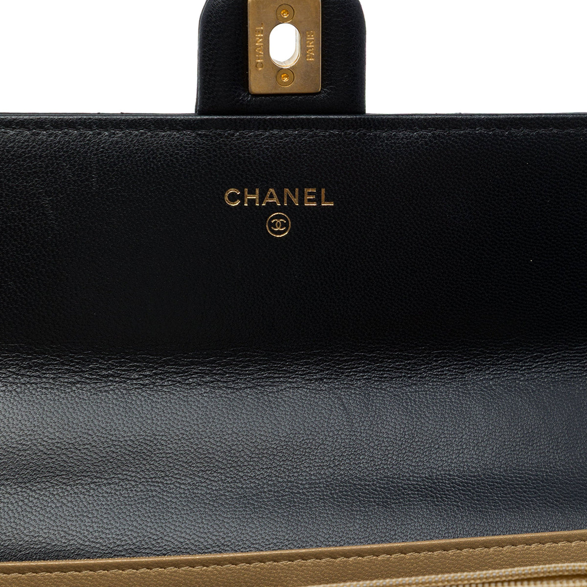 Chanel Quilted Goatskin Chic Pearls Clutch with Chain — Black