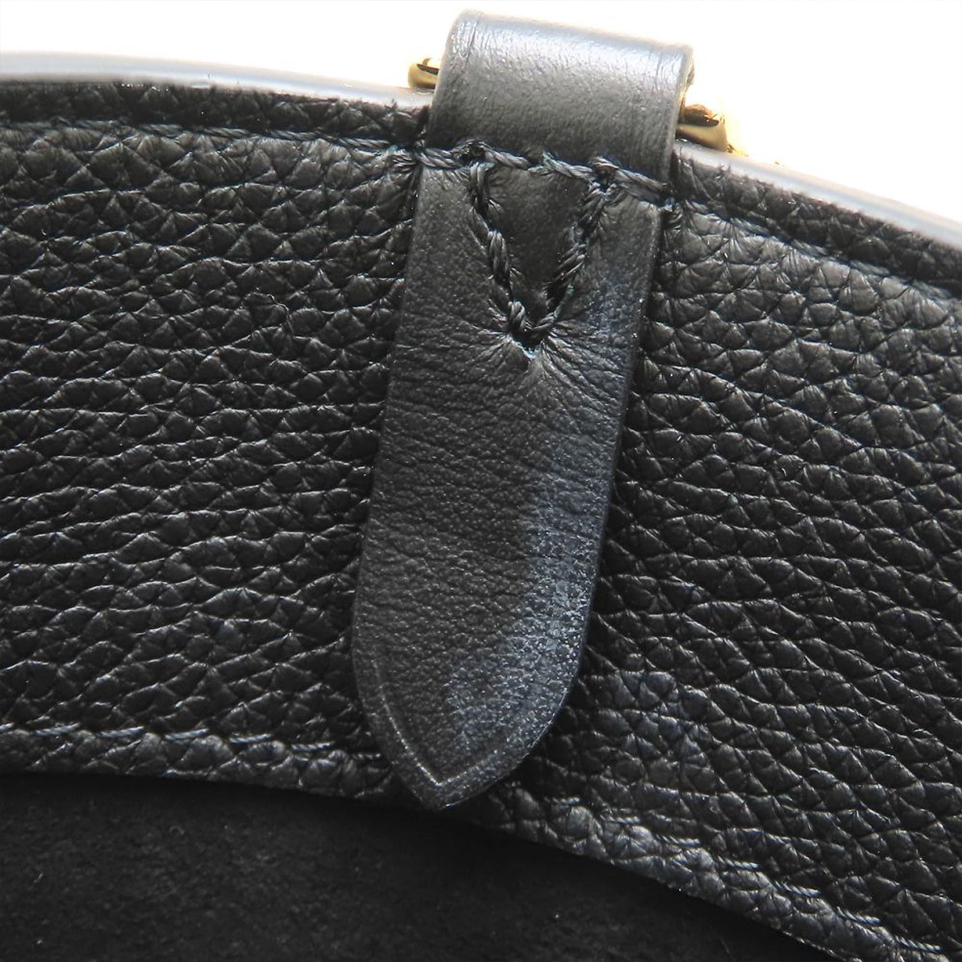 Louis Vuitton Monogram On My Side PM