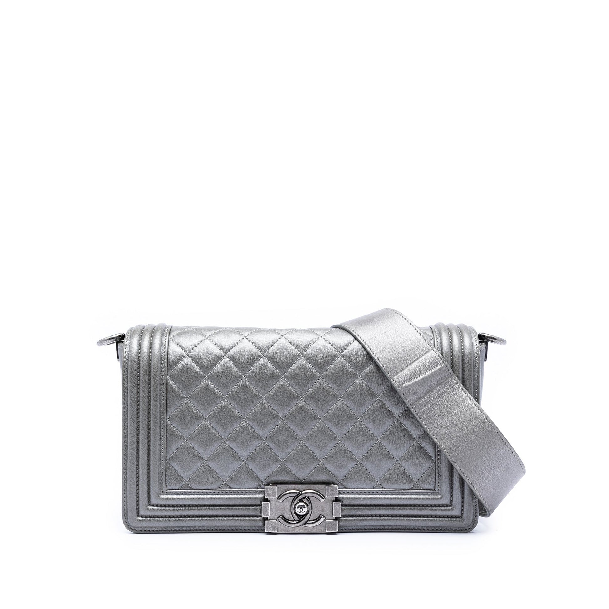 Chanel Old Medium Quilted Lambskin Boy Flap