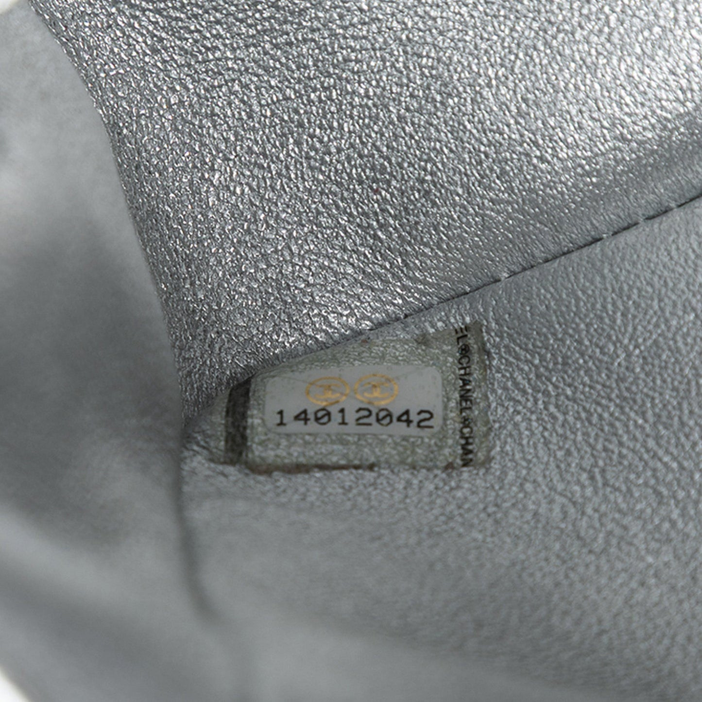 Medium Classic Metallic Lambskin Double Flap