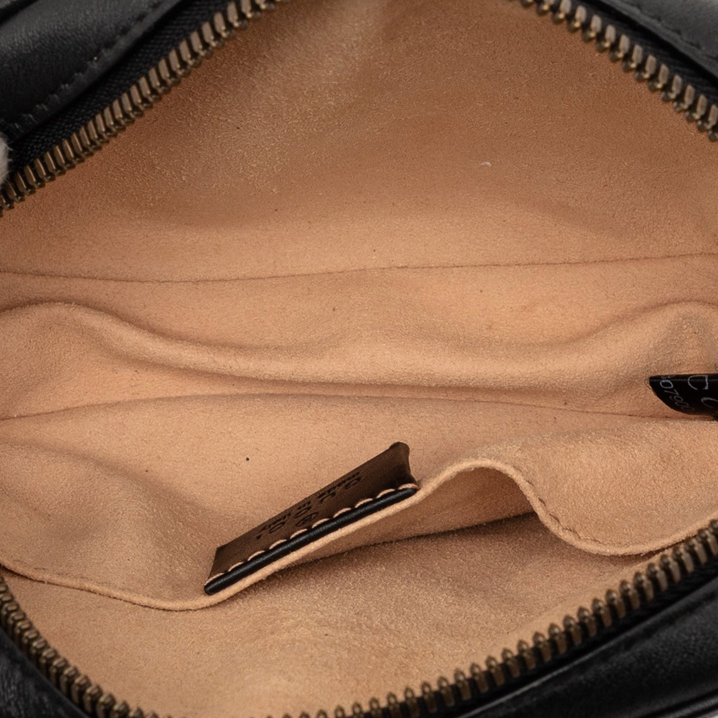 Gucci GG Marmont Matelasse Leather Belt Bag