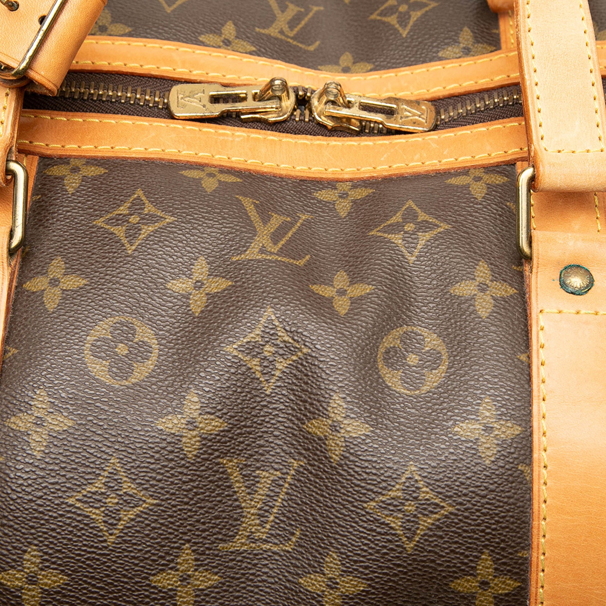 Louis Vuitton Monogram Sac Souple 55
