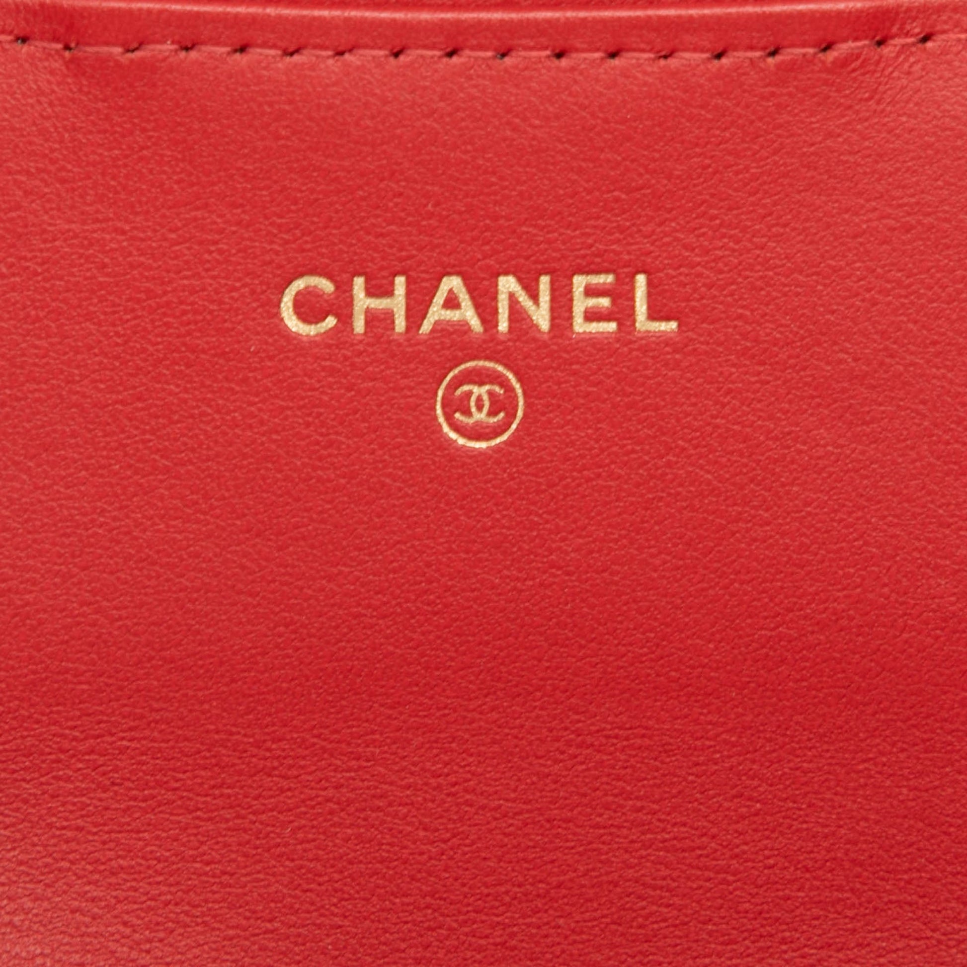 Chanel Quilted Aged Calfskin Reissue 2.55 Clutch with Chain