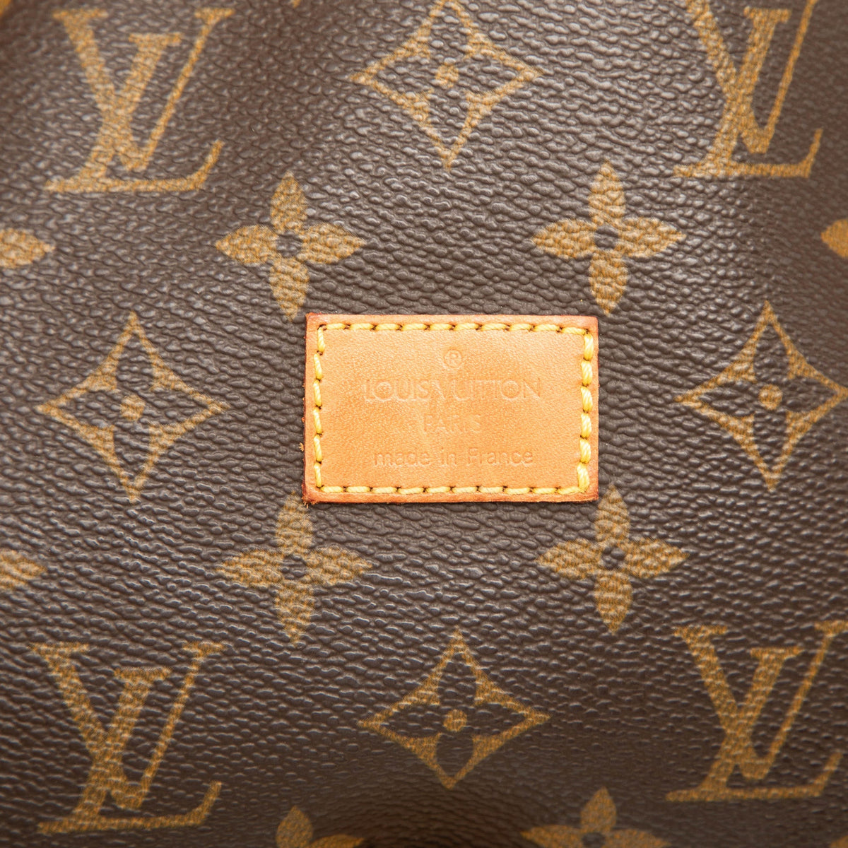 Louis Vuitton Monogram Saumur 25