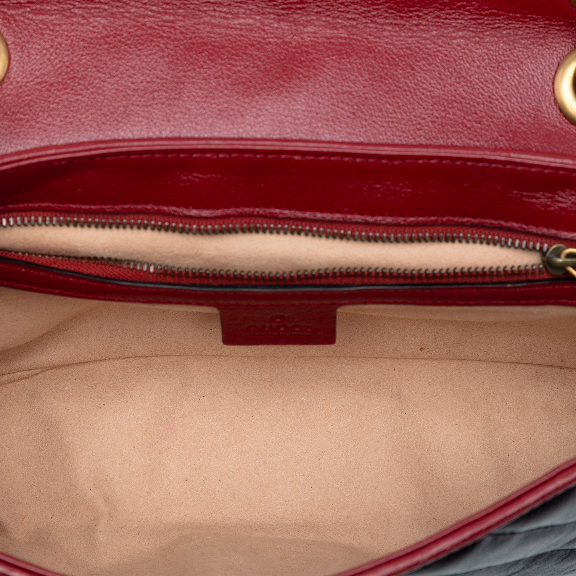 Medium GG Marmont Matelasse Diagonal Leather Torchon Shoulder Bag