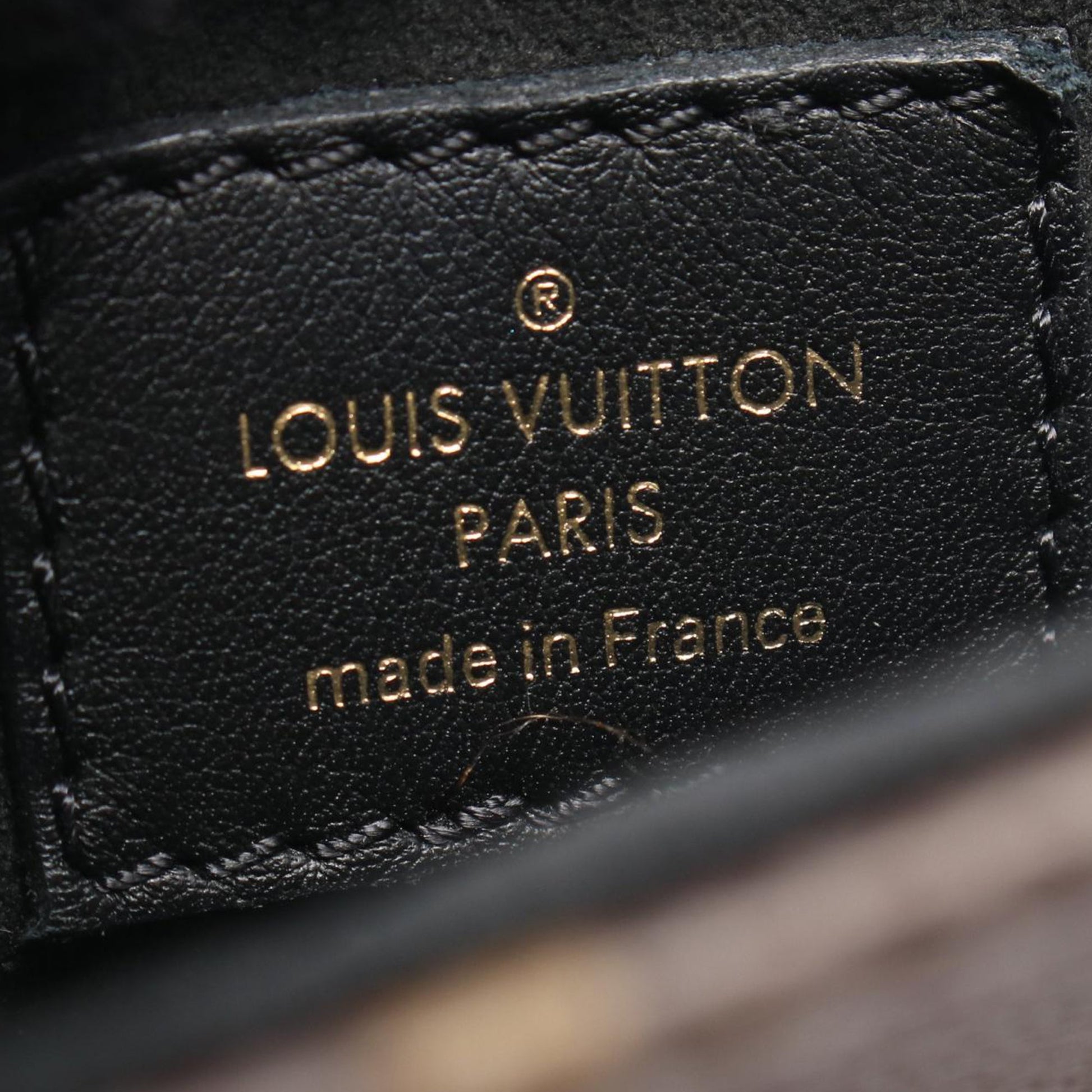 Louis Vuitton Monogram Locky BB