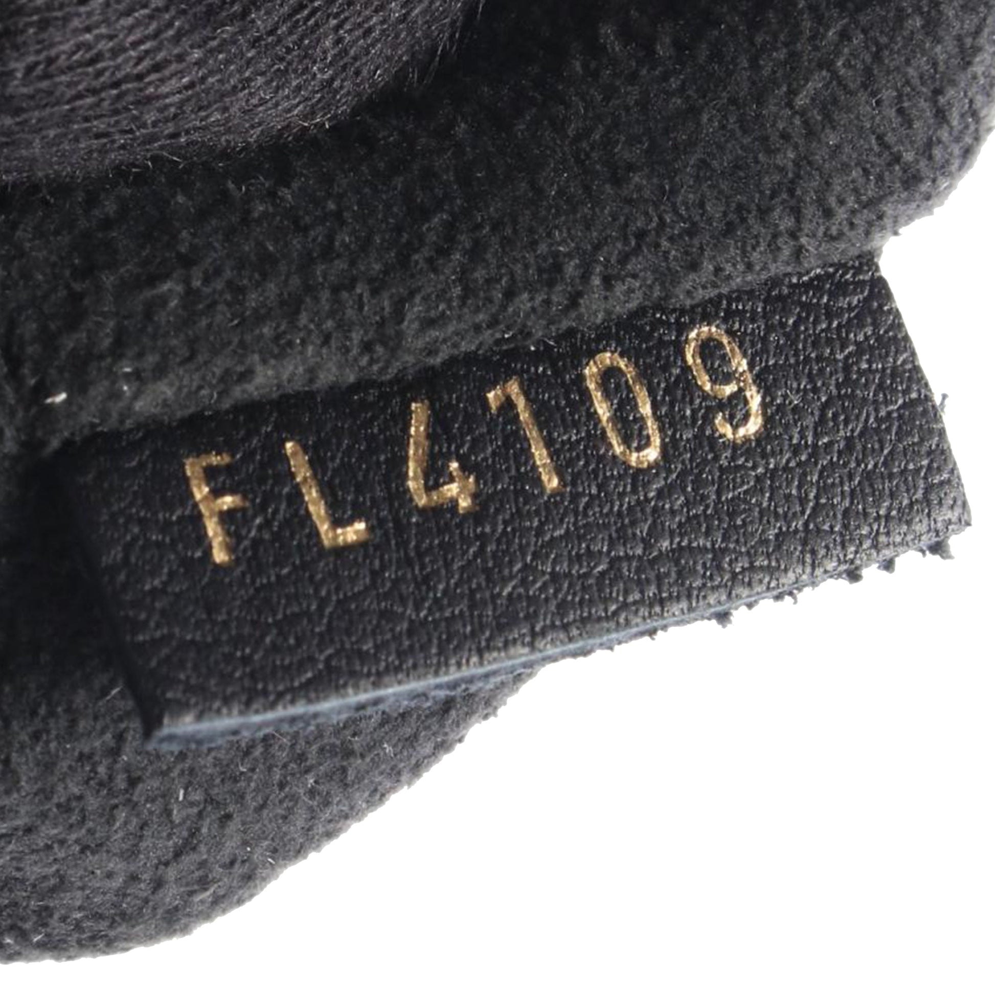 Louis Vuitton Monogram Locky BB