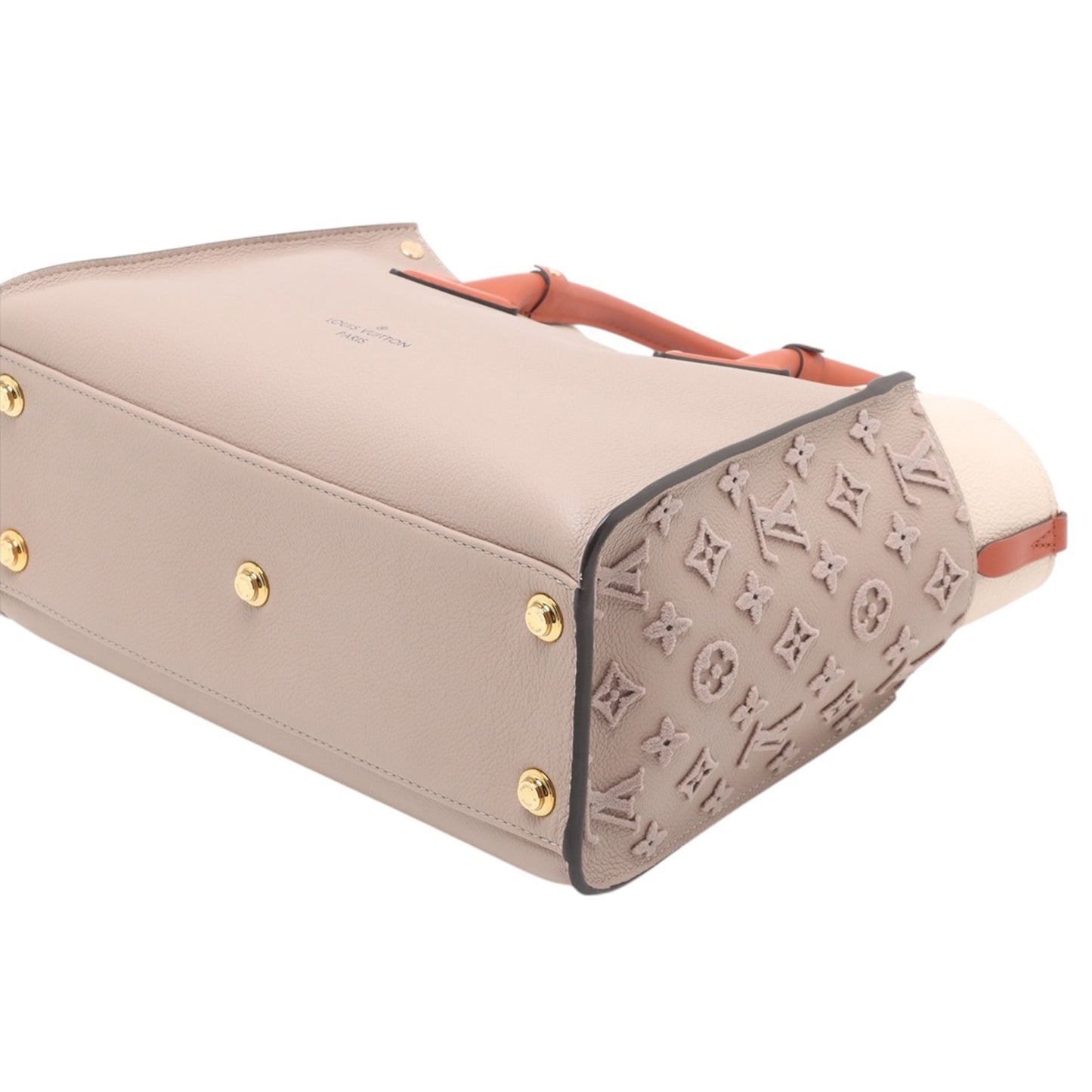 Louis Vuitton Monogram On My Side MM