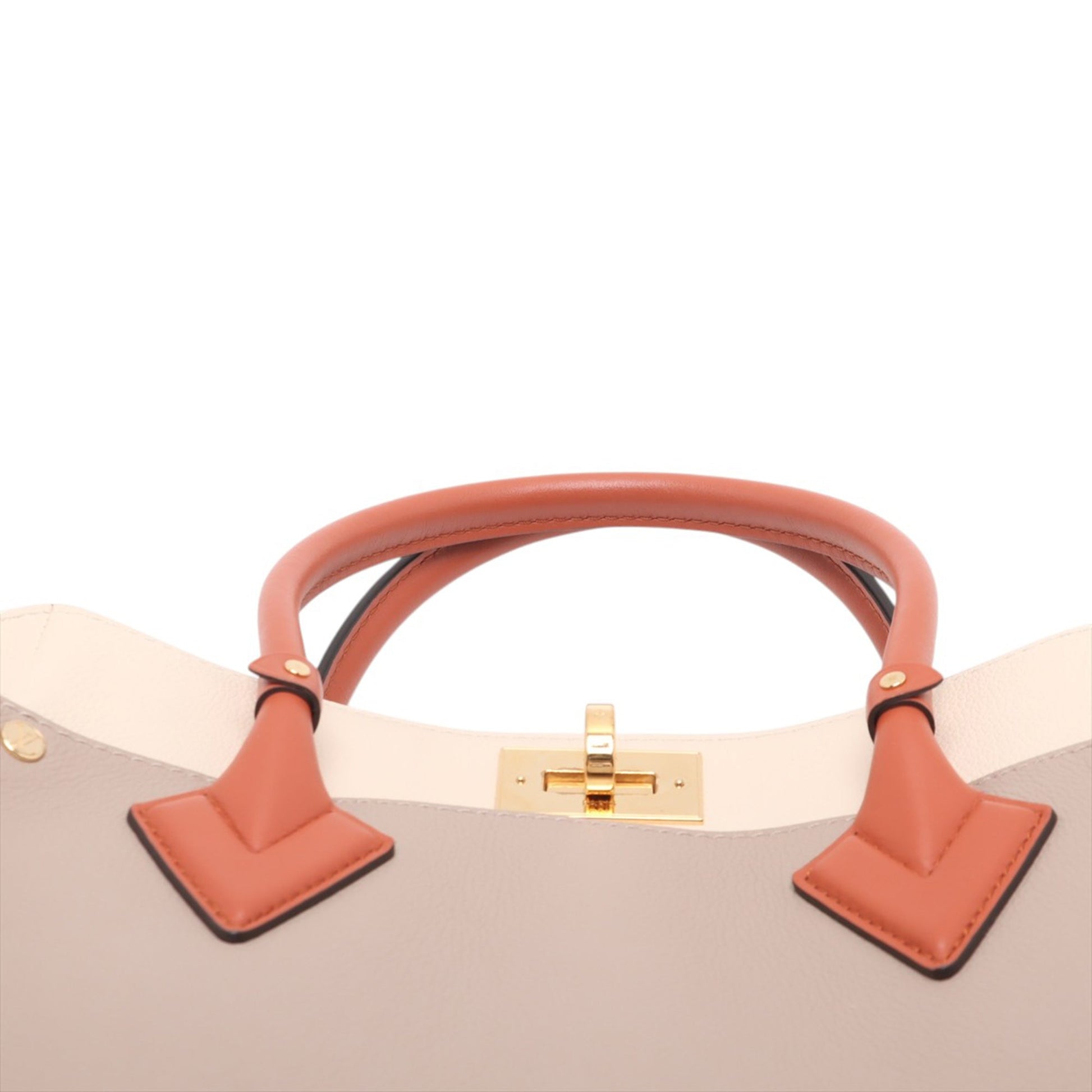 Louis Vuitton Monogram On My Side MM