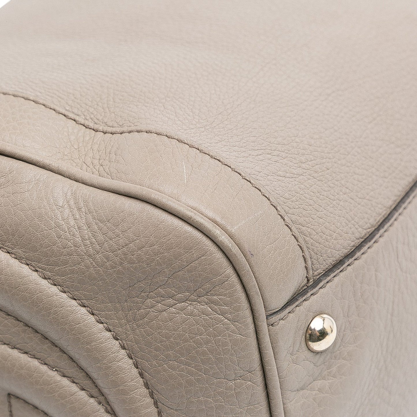 Gucci Medium Pebbled Calfskin Soho Boston Bag