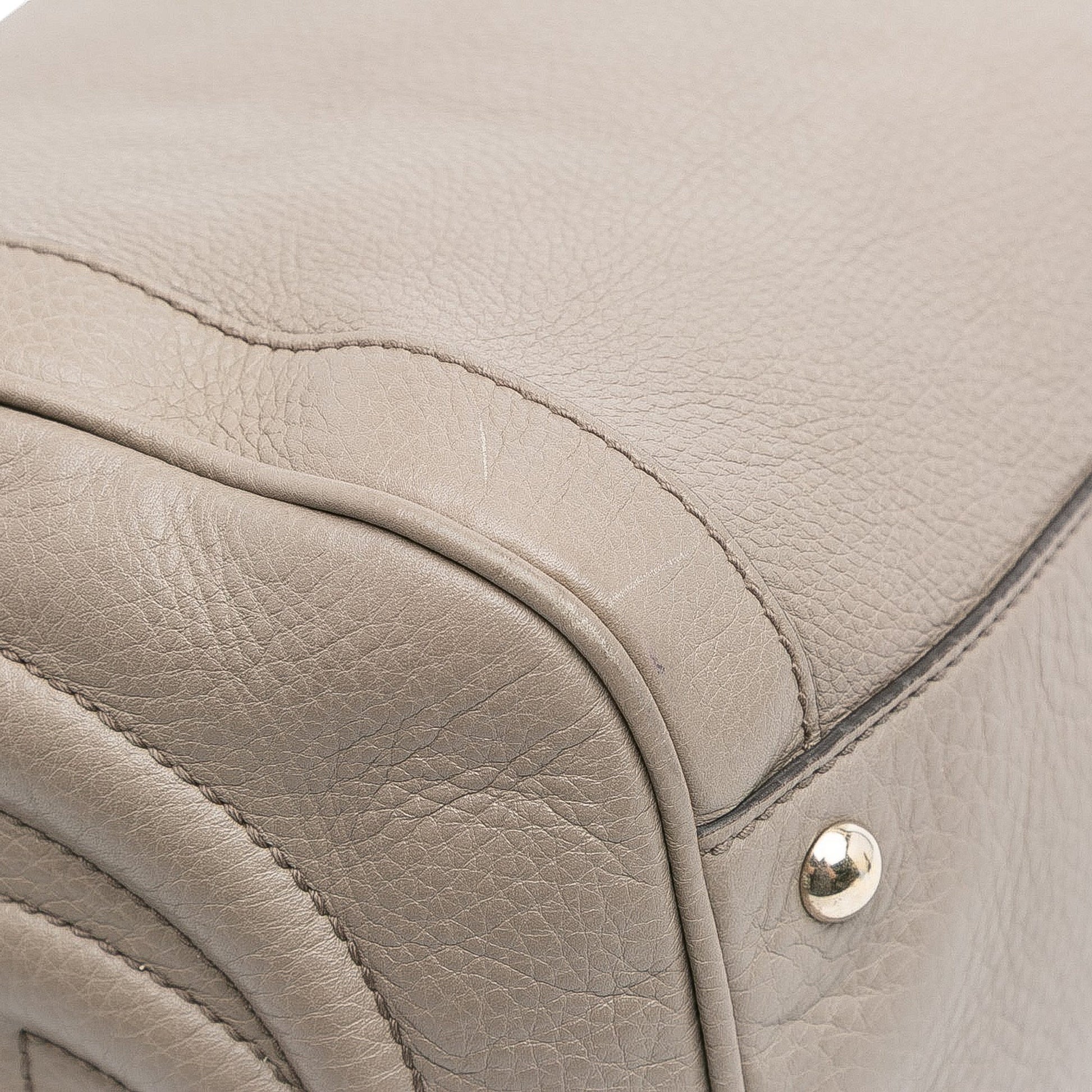 Gucci Medium Pebbled Calfskin Soho Boston Bag