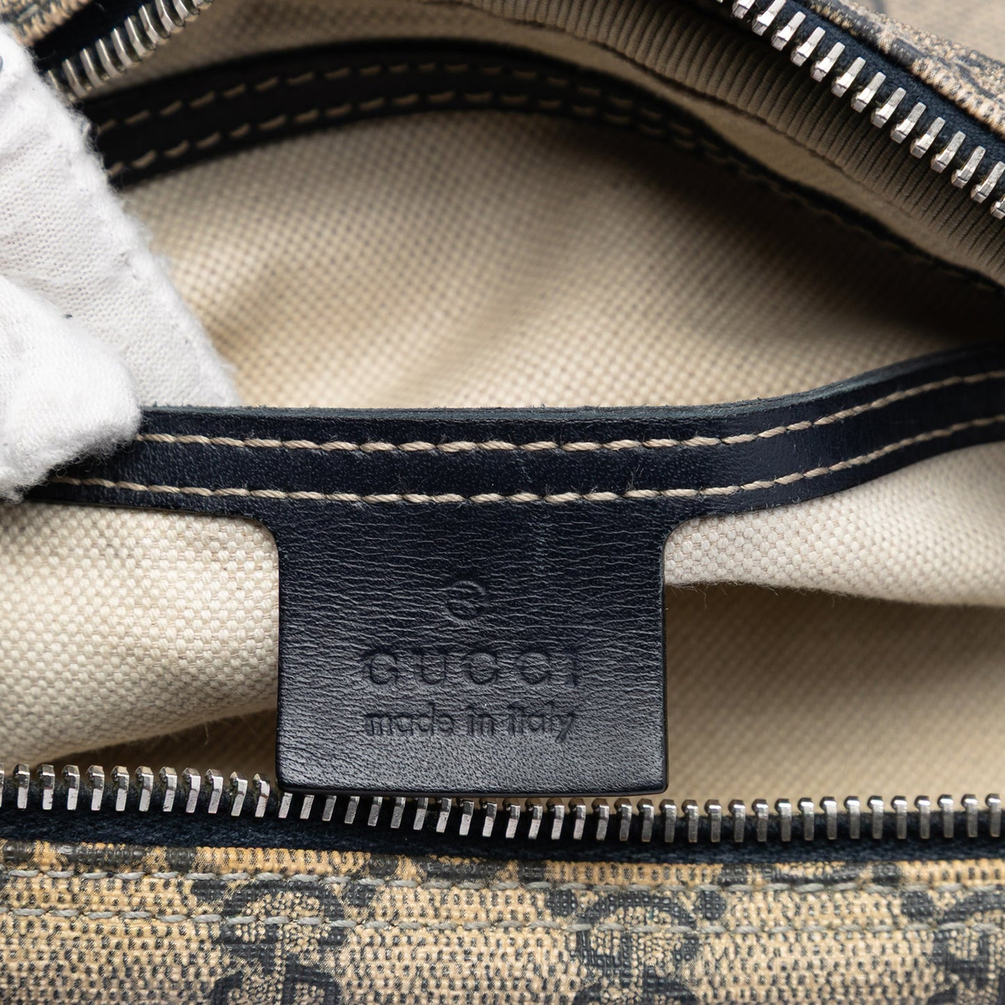 Gucci GG Supreme Crossbody