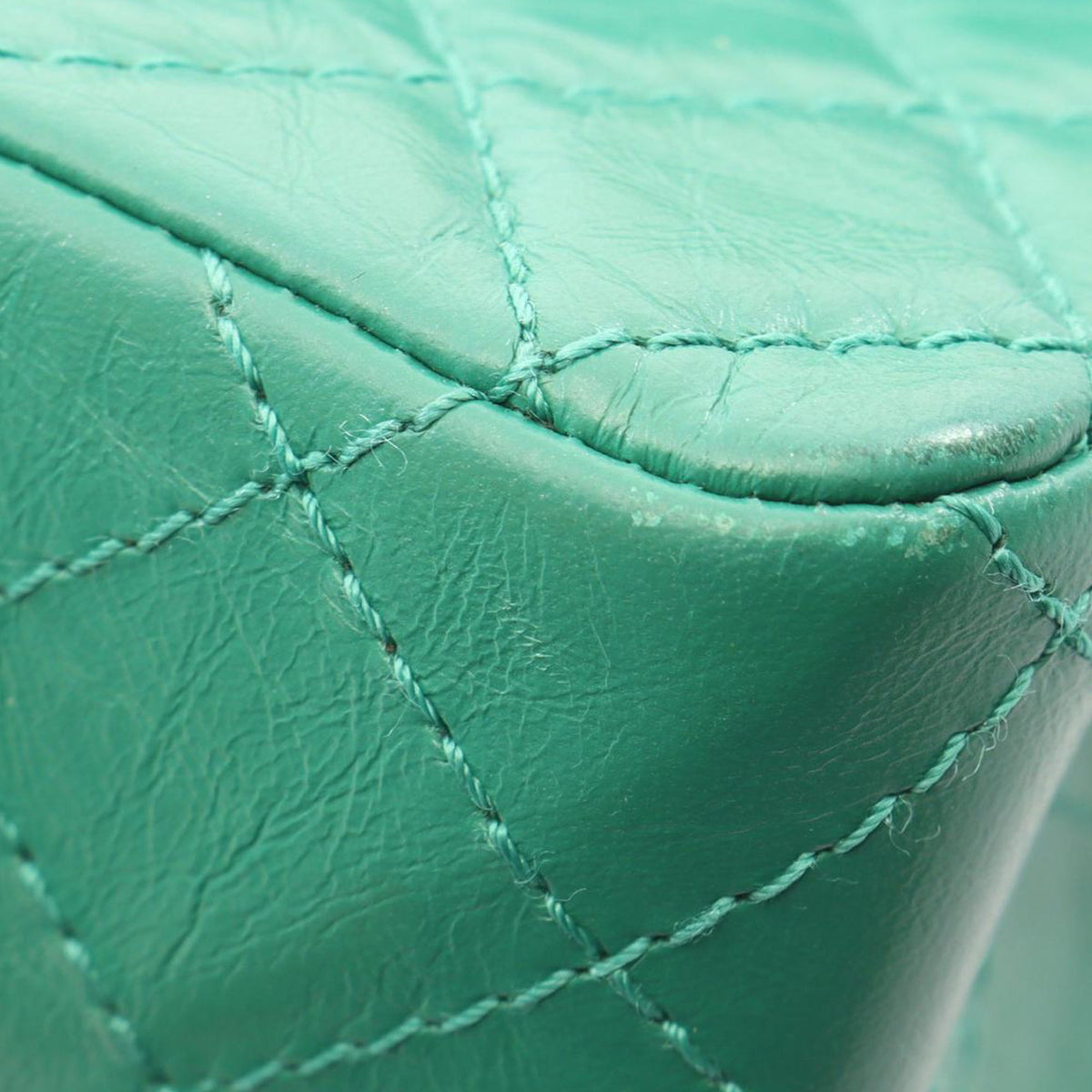 Chanel Quilted Aged Calfskin Reissue 2.55 Single Flap 224 — Green