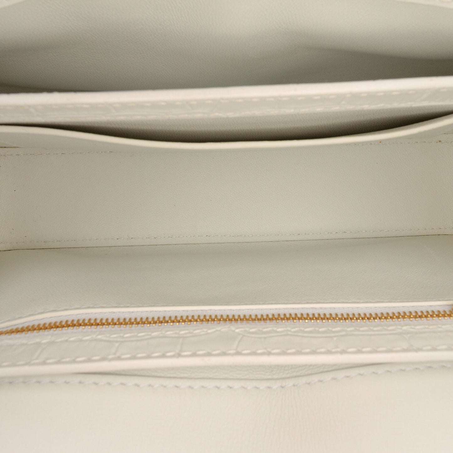 Small Croc Embossed Lady Flap