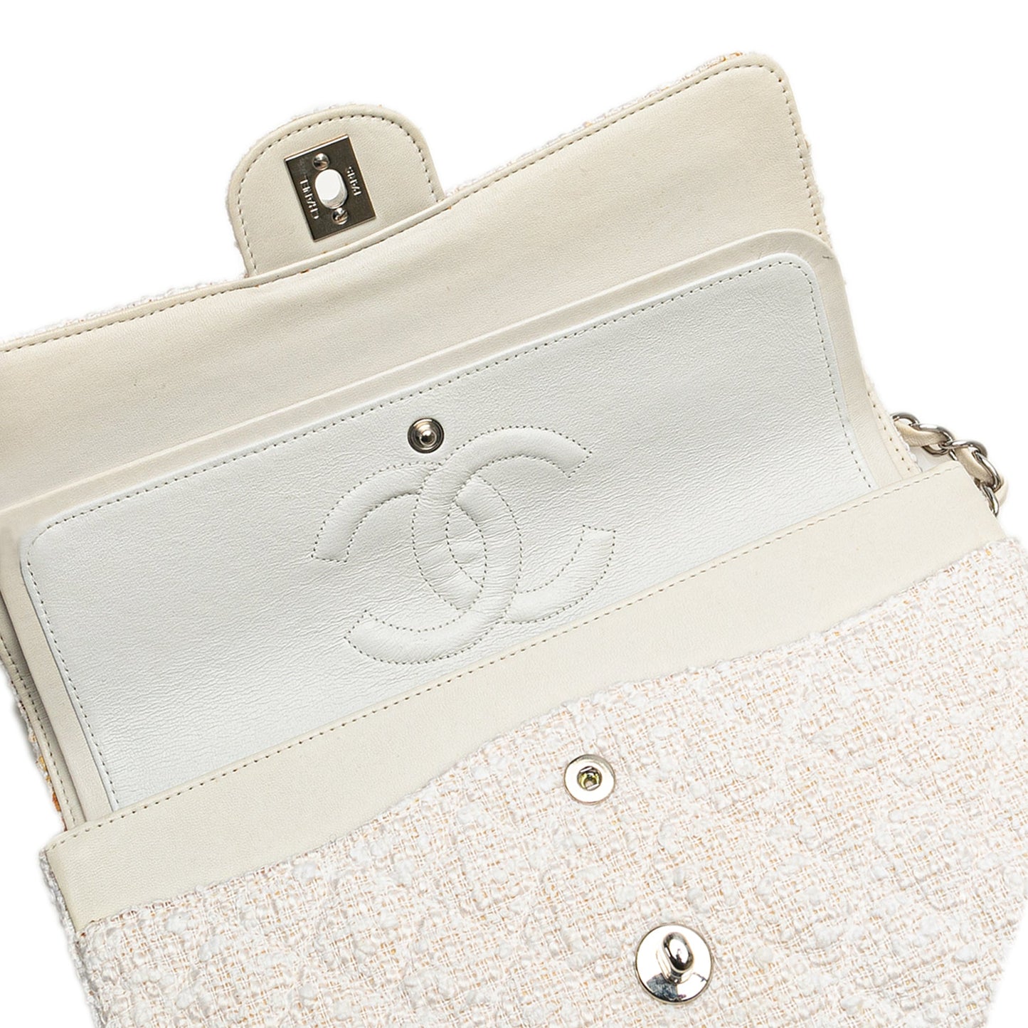 Medium Classic Tweed Double Flap