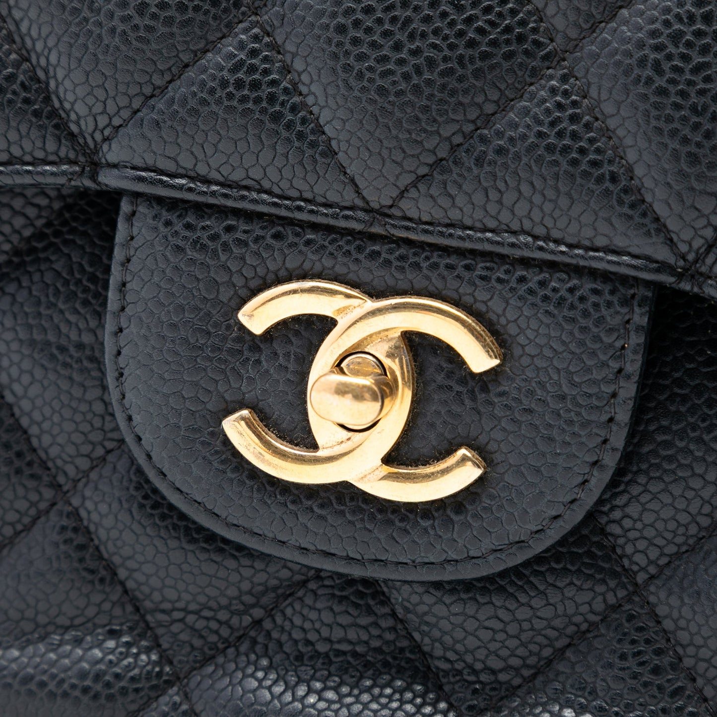Jumbo Classic Caviar Double Flap