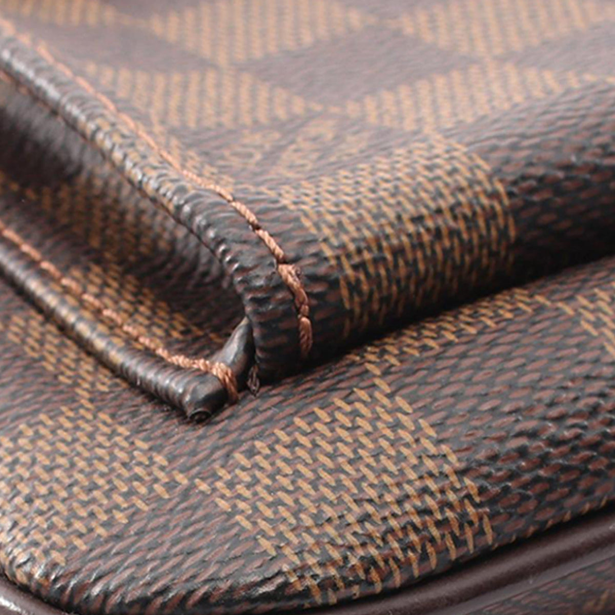 Louis Vuitton Damier Ebene Pochette Melville