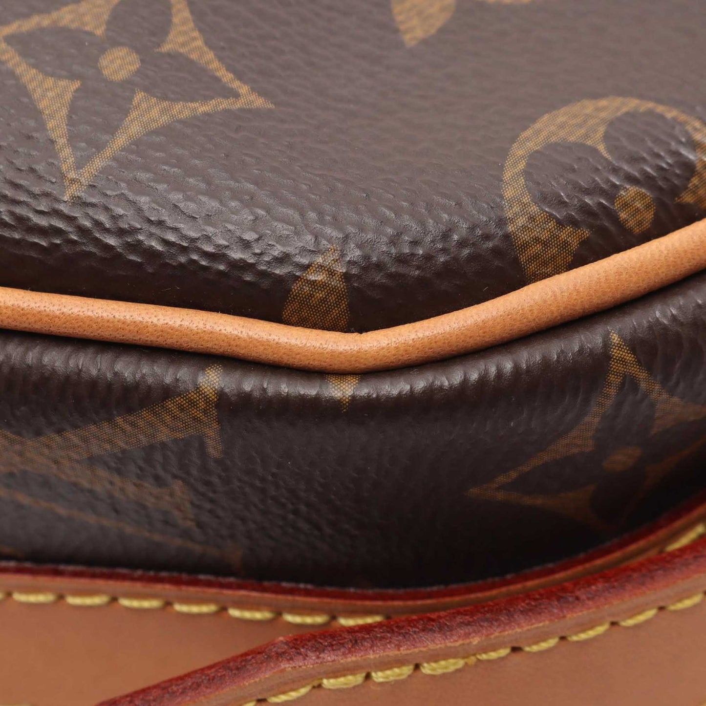 Louis Vuitton Monogram Boite Chapeaux Souple MM