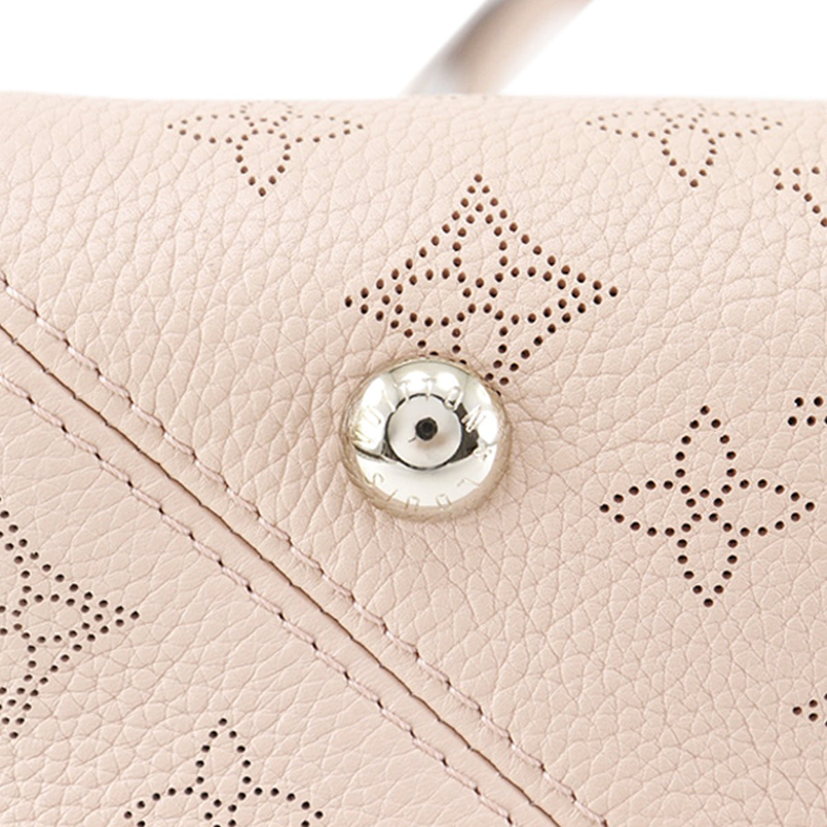 Louis Vuitton Monogram Mahina Sevres — Pink