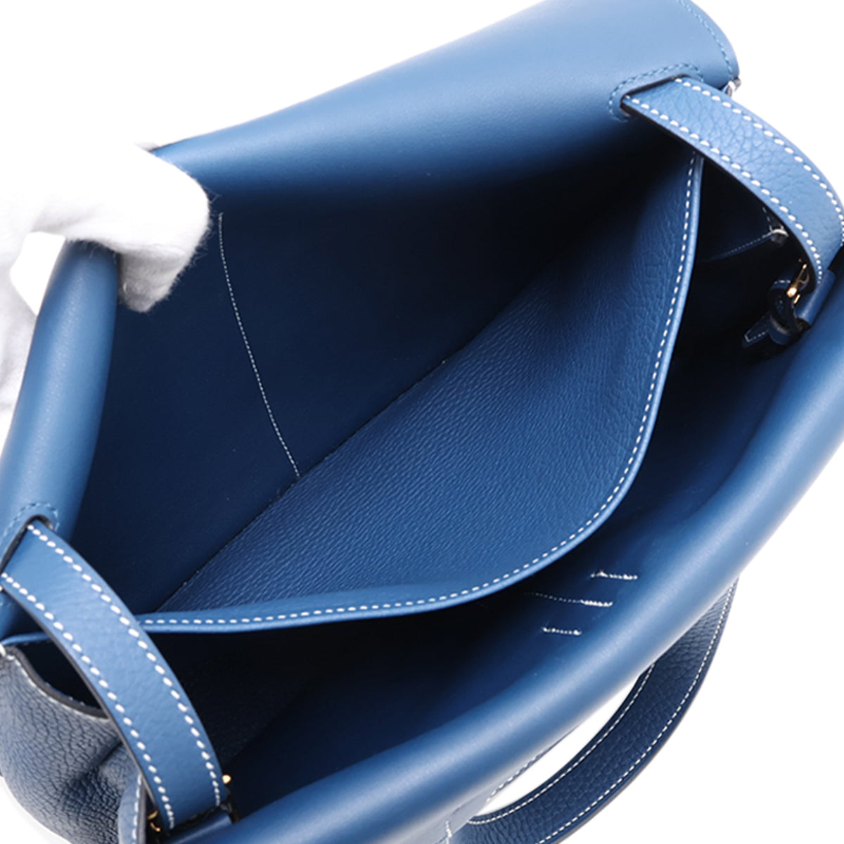 Hermès Clemence Halzan 31 — Blue