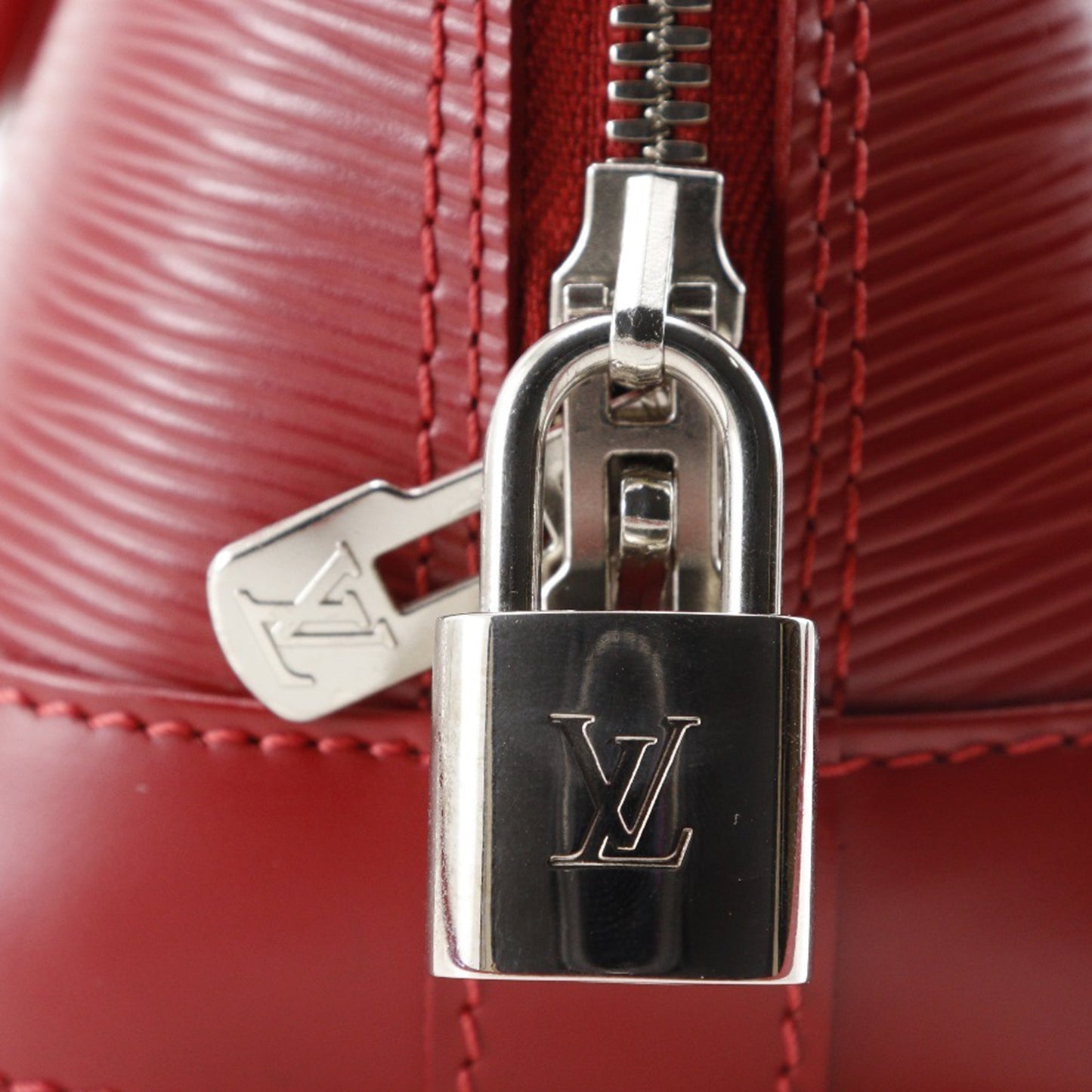 Louis Vuitton Epi Alma BB